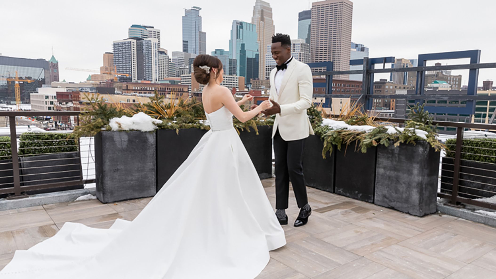 Minnesota_Bride/2021/Anna_Abel/lavie20-01-250149.jpg