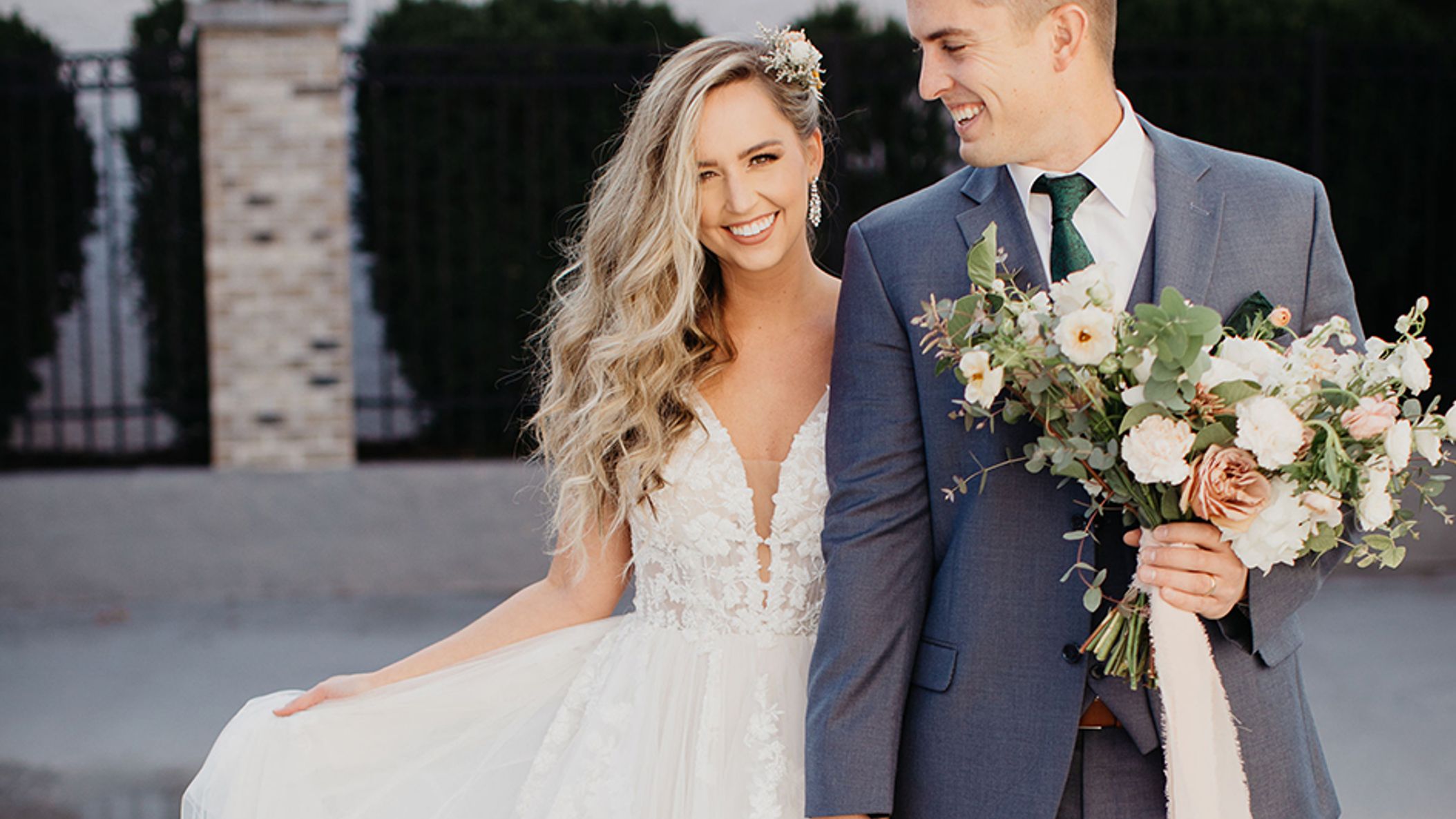Nebraska_Bride/Flower_Power/NWD-2020-98.jpg