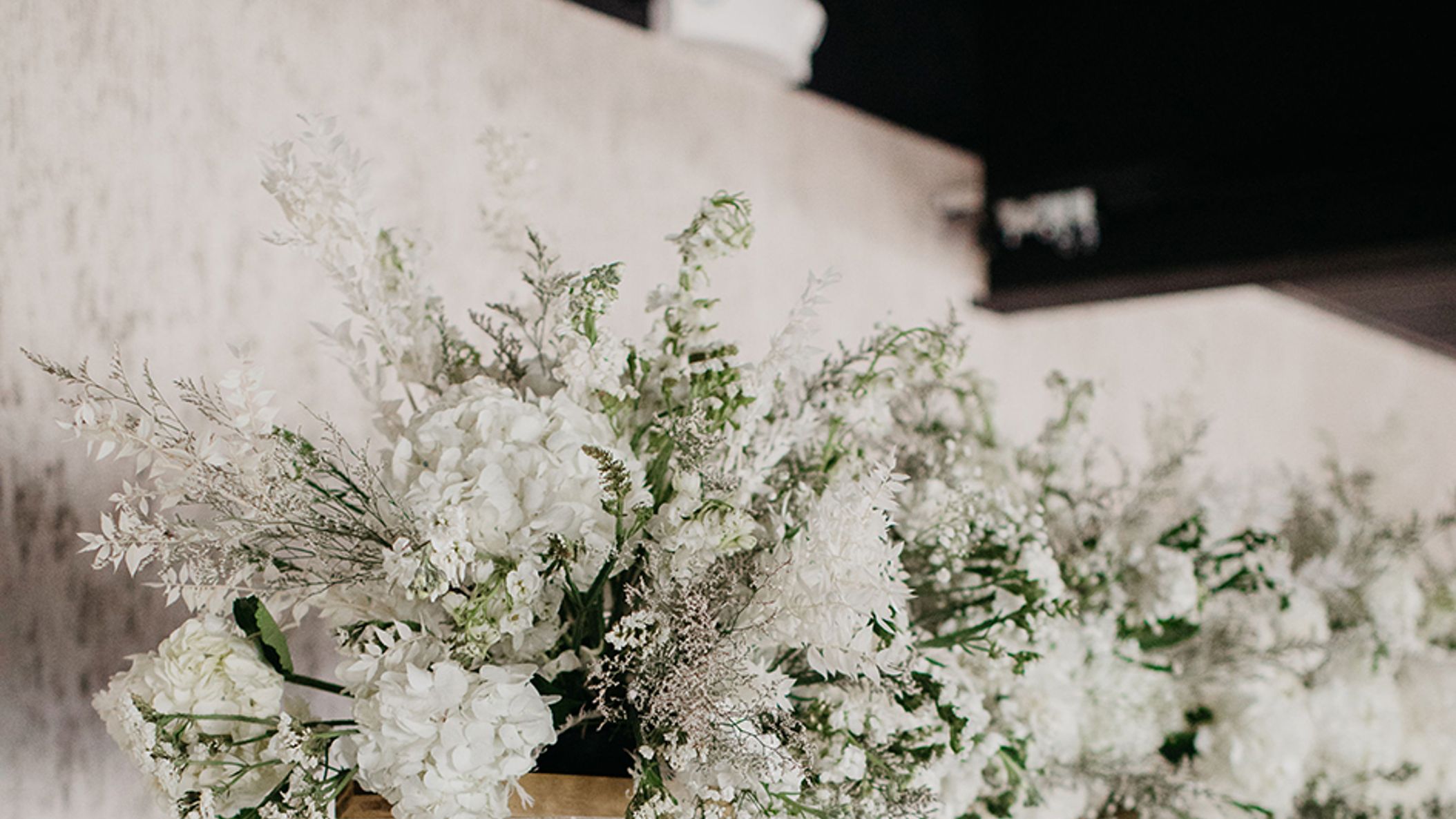 Nebraska_Bride/Flower_Power/NWD-2020-106.jpg