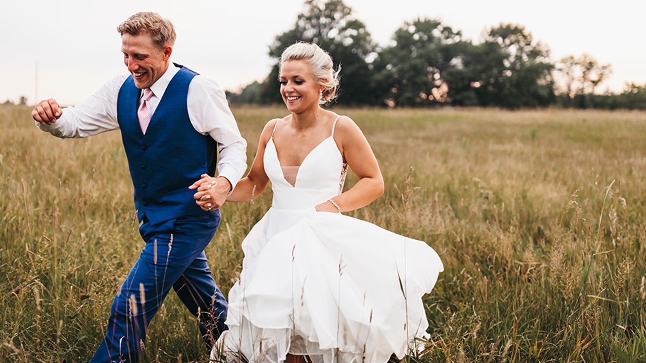 Minnesota_Bride/2021/Rachel_Evan/Rachel+EvanWeddingxCreeksideFarmxCacieCarrollPhotography-1014.jpg