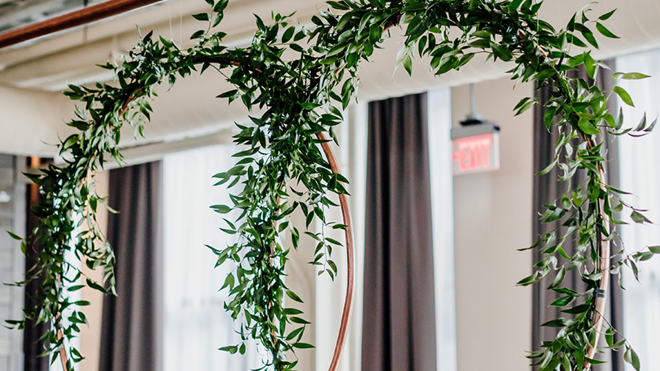 Minnesota_Bride/2021/Shannon_Brian/ceremony-backdrop.jpg