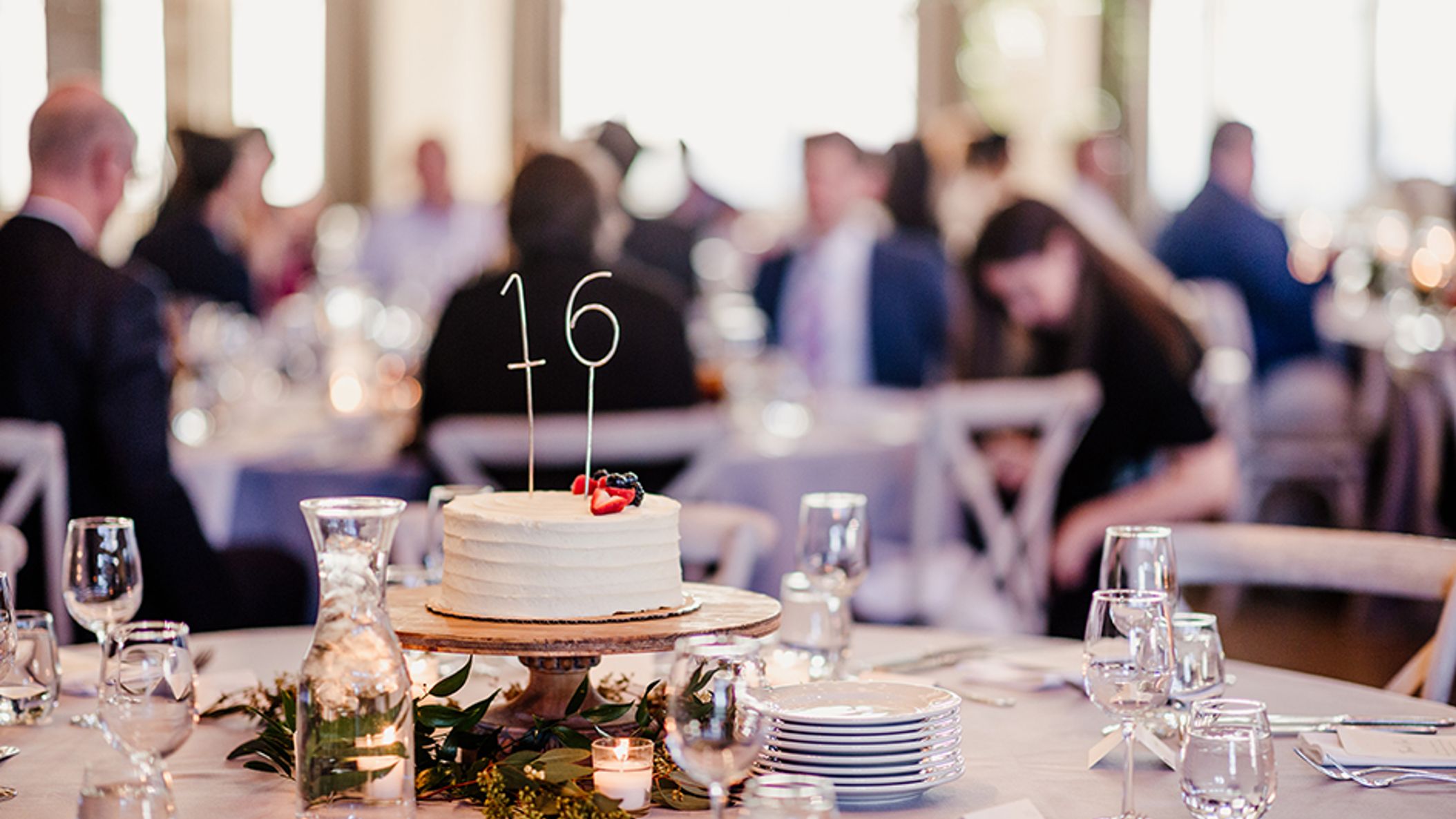 Minnesota_Bride/2021/Shannon_Brian/reception-table-decor-2.jpg