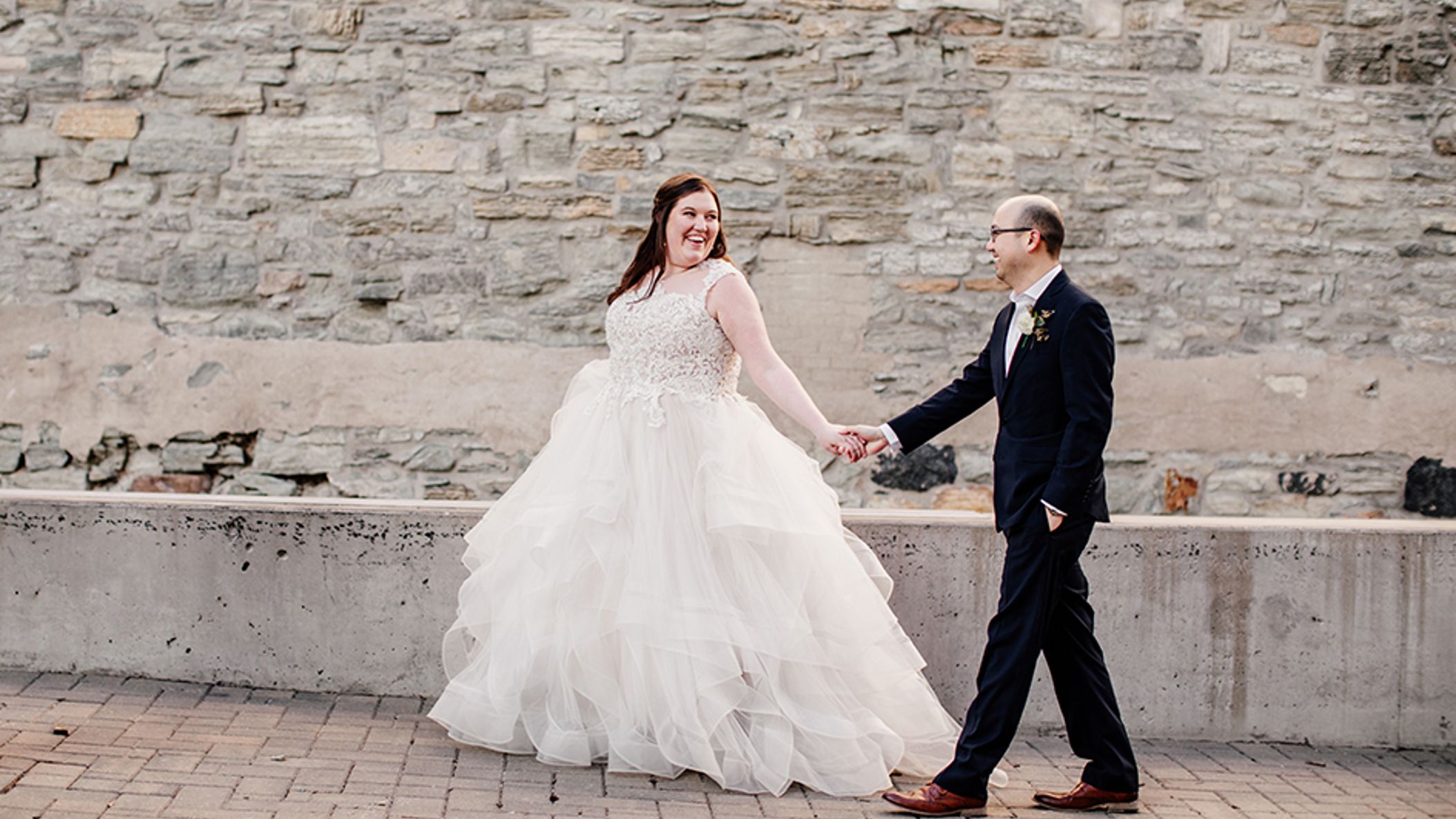 Minnesota_Bride/2021/Shannon_Brian/sunset-photos-7.jpg