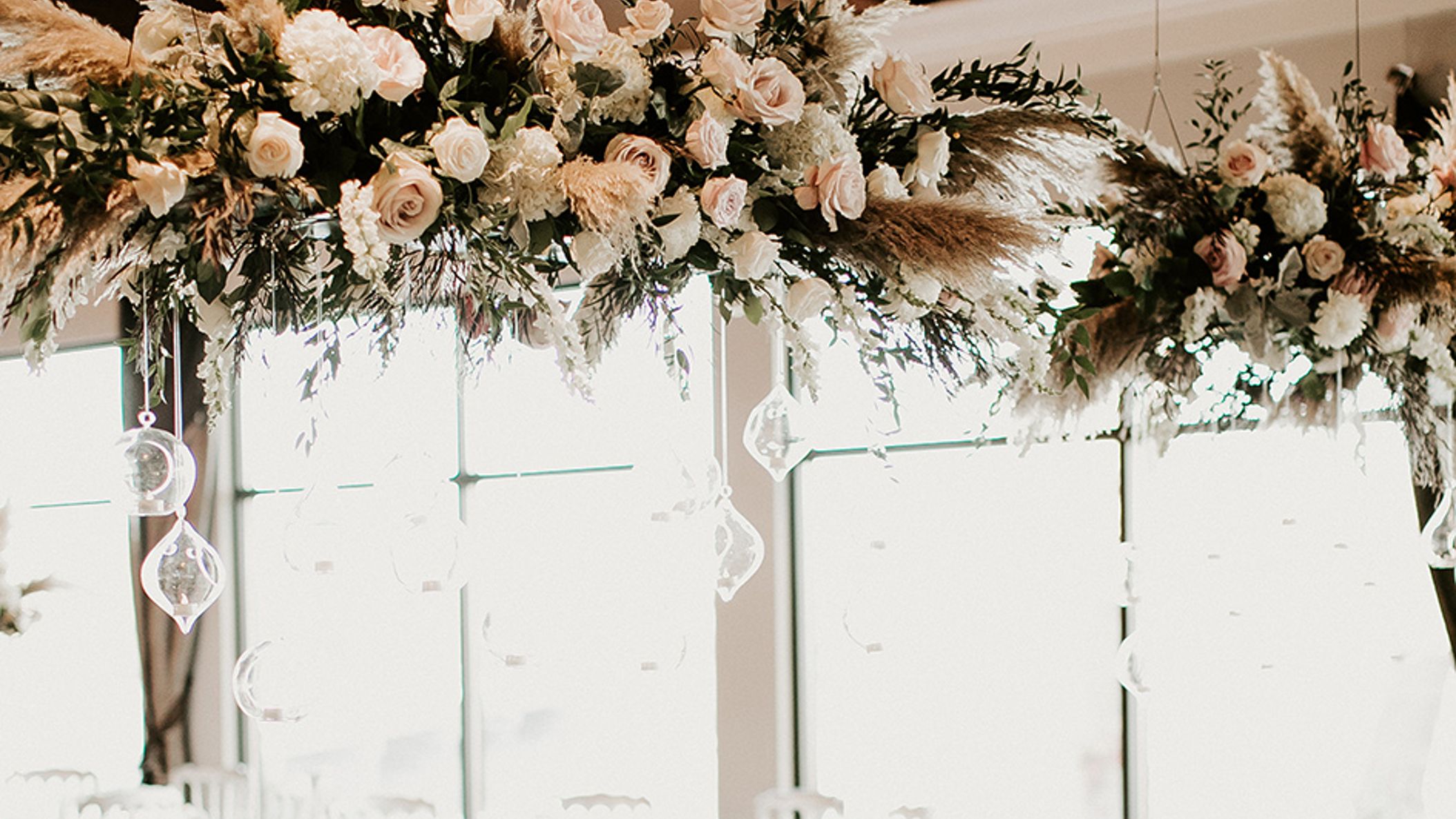 Minnesota_Bride/2021/Casteele_Charlie/casteelecharliewedding2019receptiondetails38of65.jpg