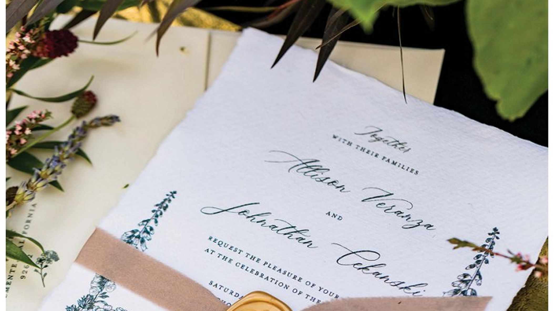 CWD/2021/Modern_Romance/bycphotography--california-wedding-day-the-unveiled-shoot-la-ventura-event-center-006.jpg