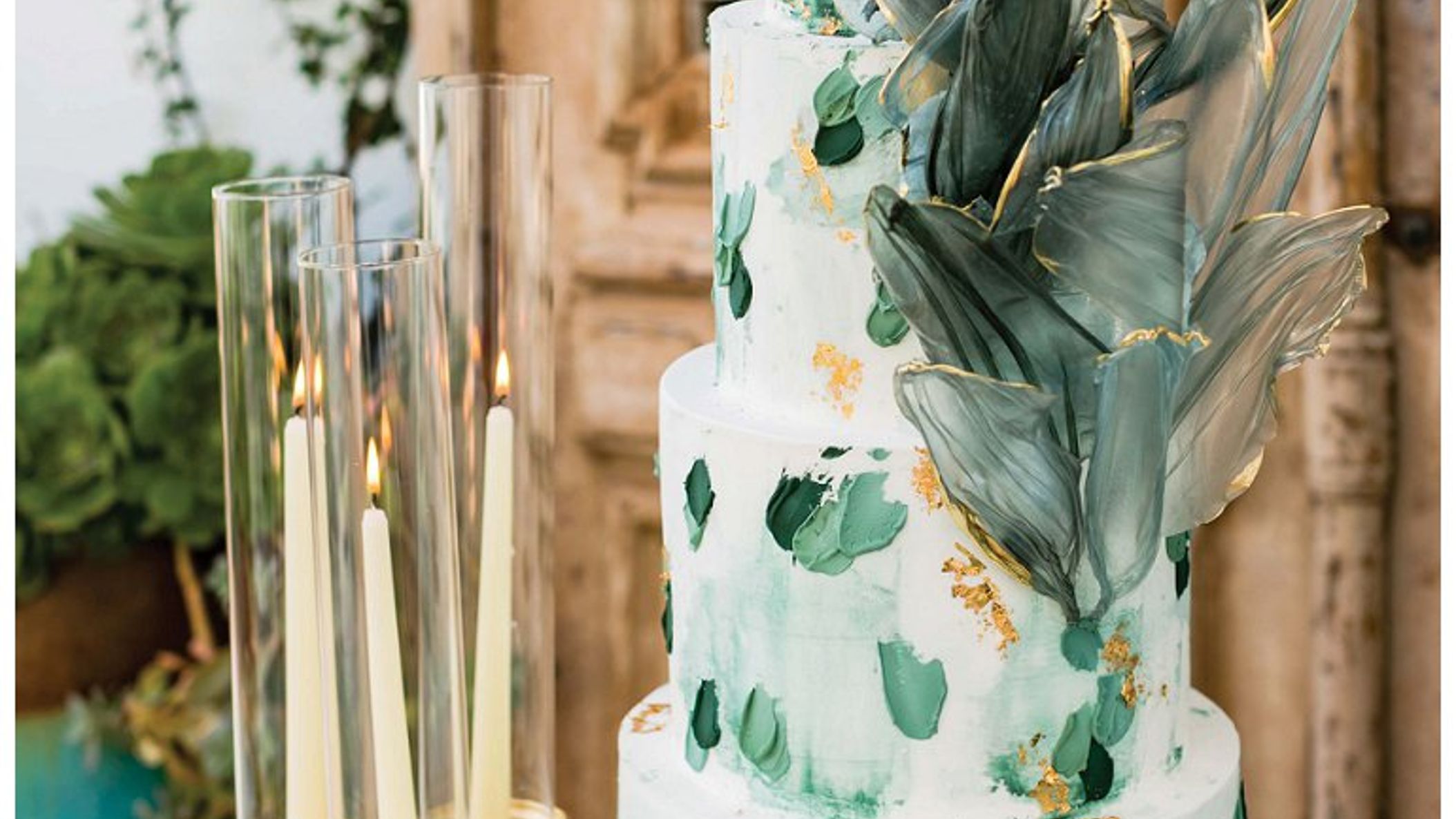 CWD/2021/Modern_Romance/bycphotography--california-wedding-day-the-unveiled-shoot-la-ventura-event-center-028.jpg