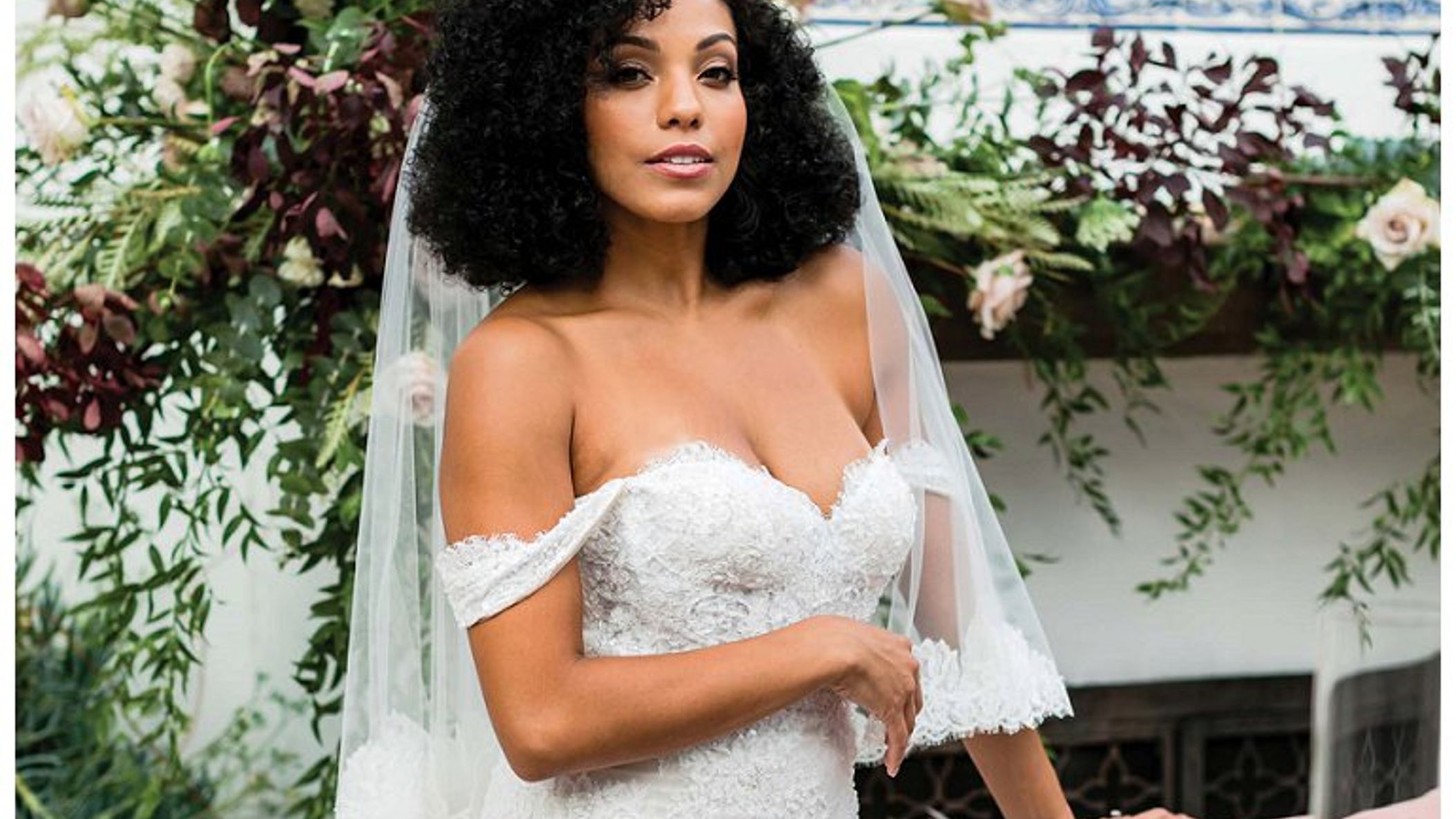 CWD/2021/Modern_Romance/bycphotography--california-wedding-day-the-unveiled-shoot-la-ventura-event-center-266.jpg