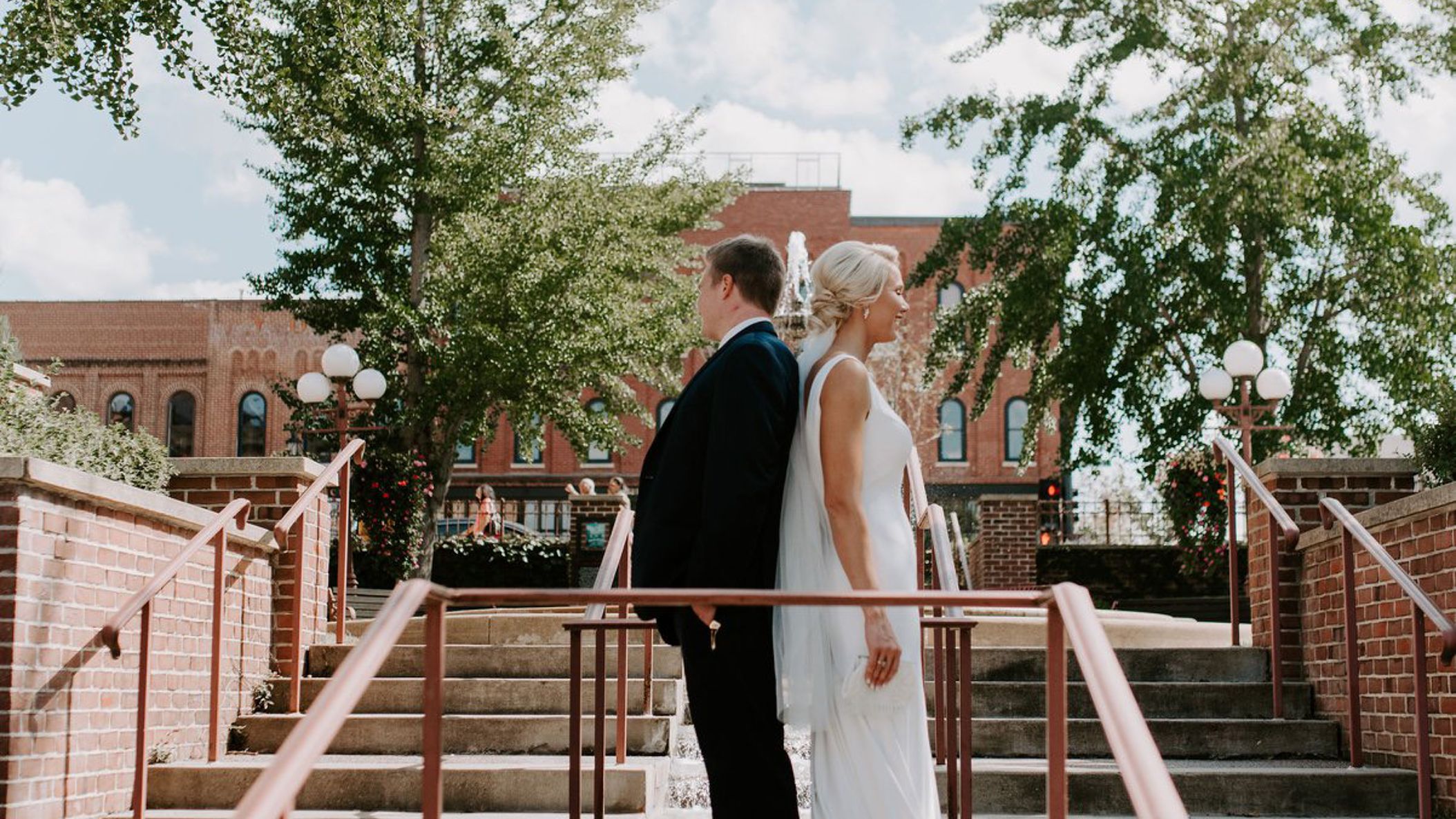 Minnesota_Bride/outdoorfeature/Ellen Gustafson Photography - Opportunity 2.jpg