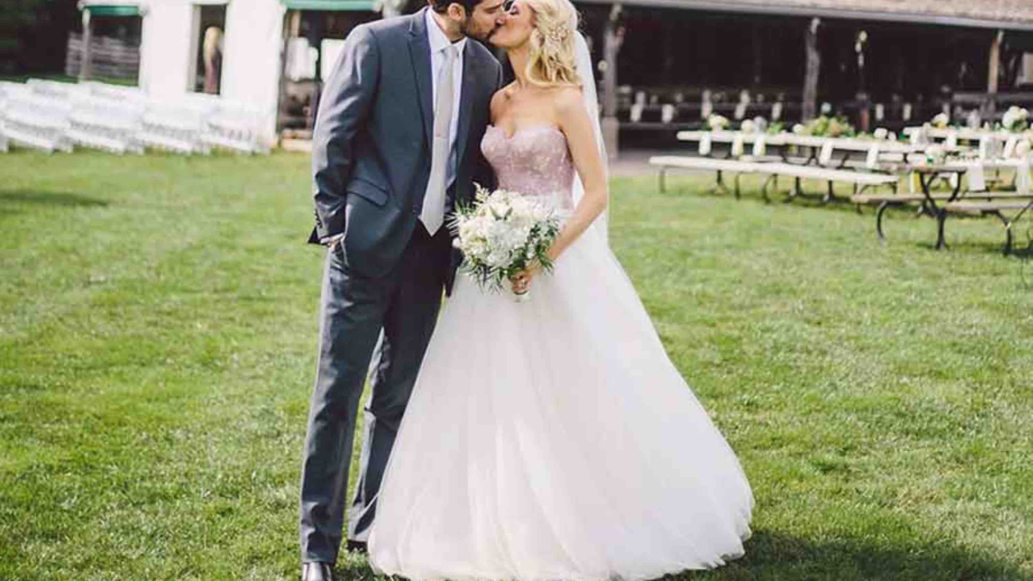 Nebraska_Bride/outdoorfeature/25 (002).jpg