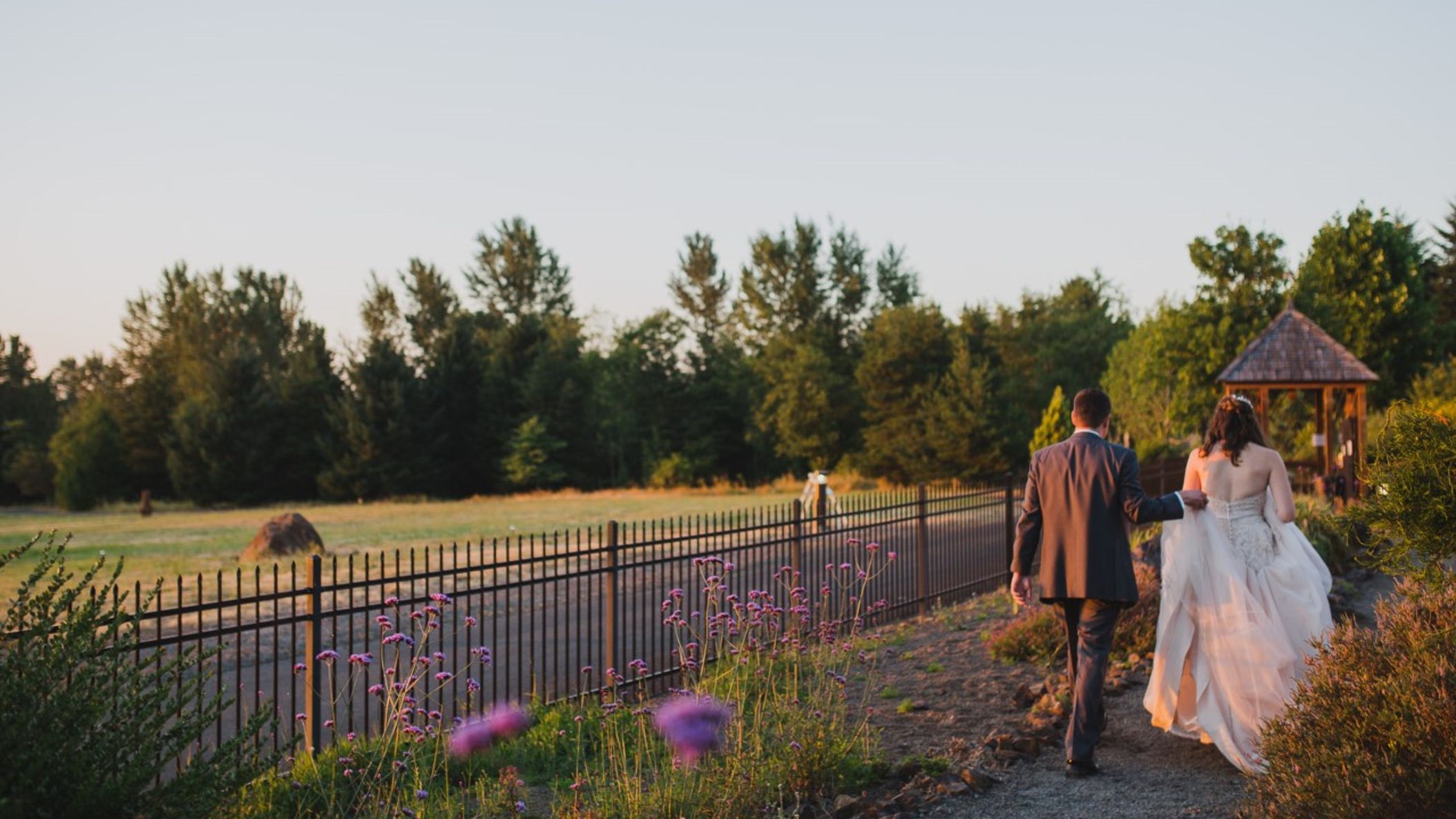 Oregon_Bride/thumbnail_41_63193_full_0.jpg