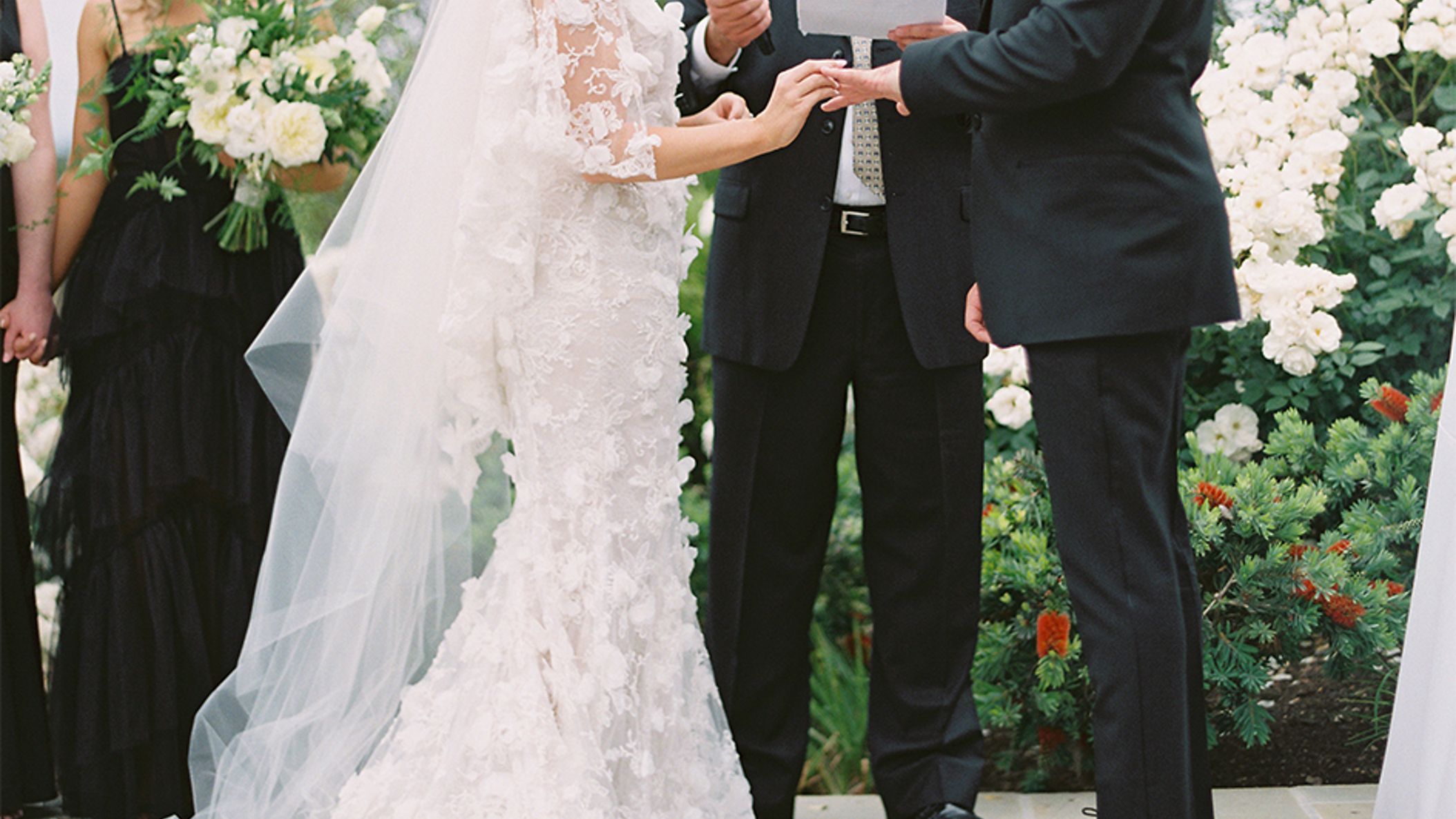 feeds/RyanTayRealWed/TR_Ceremony_061 copy.jpg