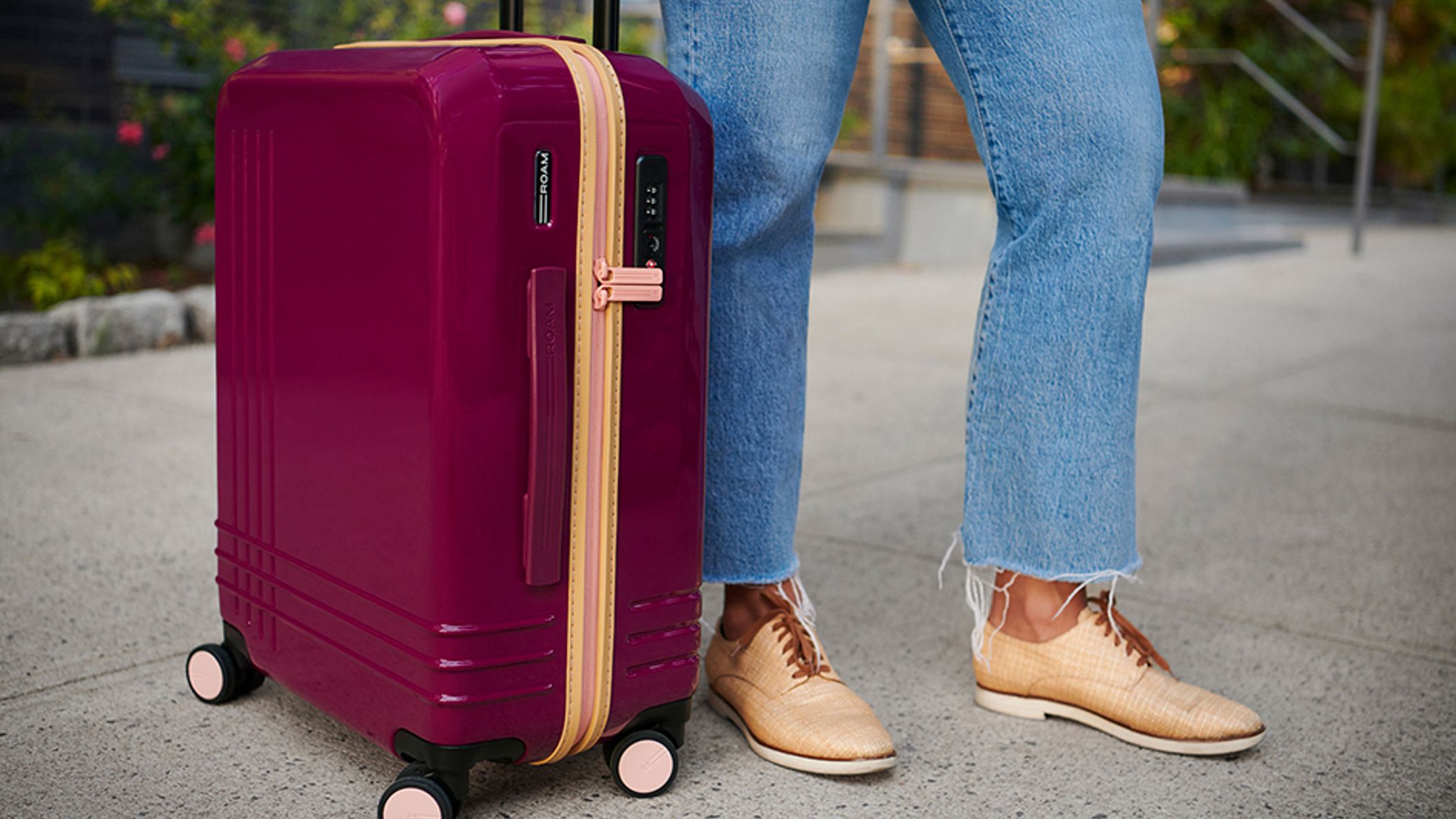 CWD/travelsidebar21/ROAM_Purple1.jpg
