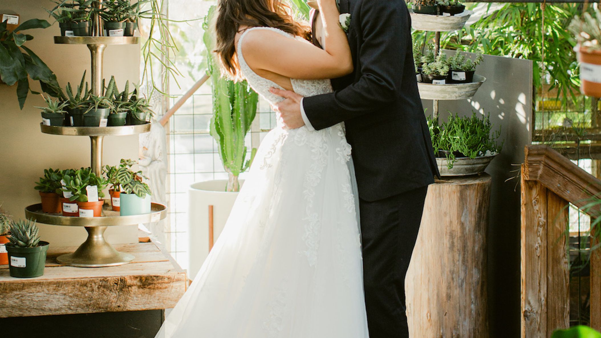 Oregon_Bride/RealWeddinga/CarinaandTrey/couplesportraits-106copy.jpg