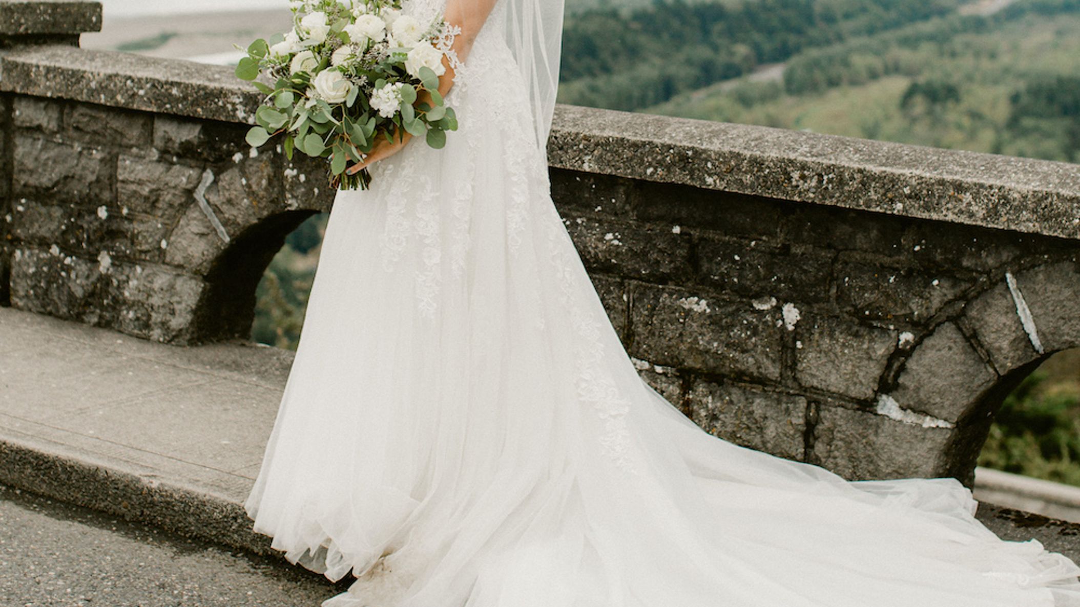Oregon_Bride/RealWeddinga/CarinaandTrey/couplesportraits-158.jpg