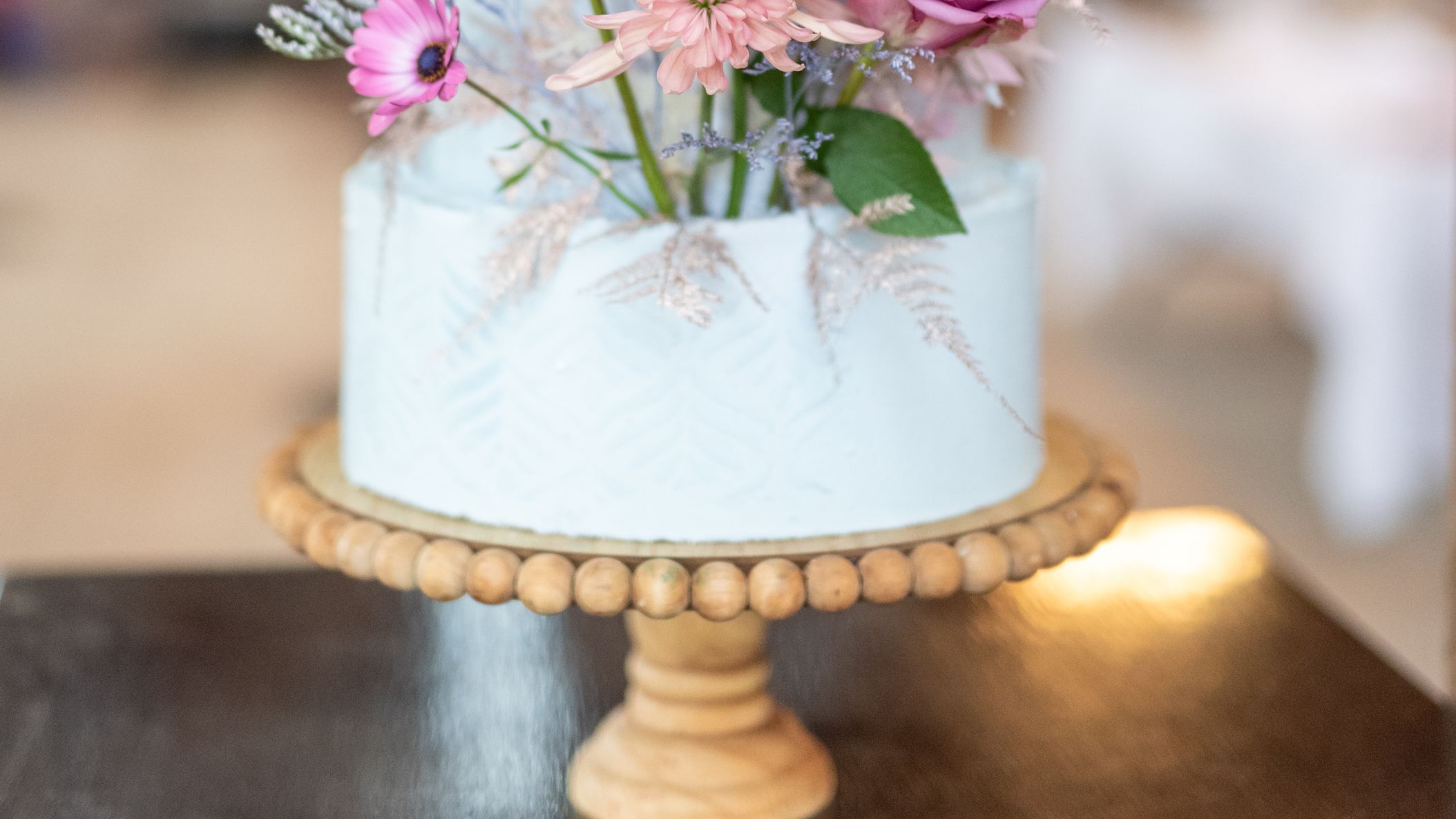 Minnesota_Bride/PurpleShoot/TheBarnsOfLostCreek-825.jpg