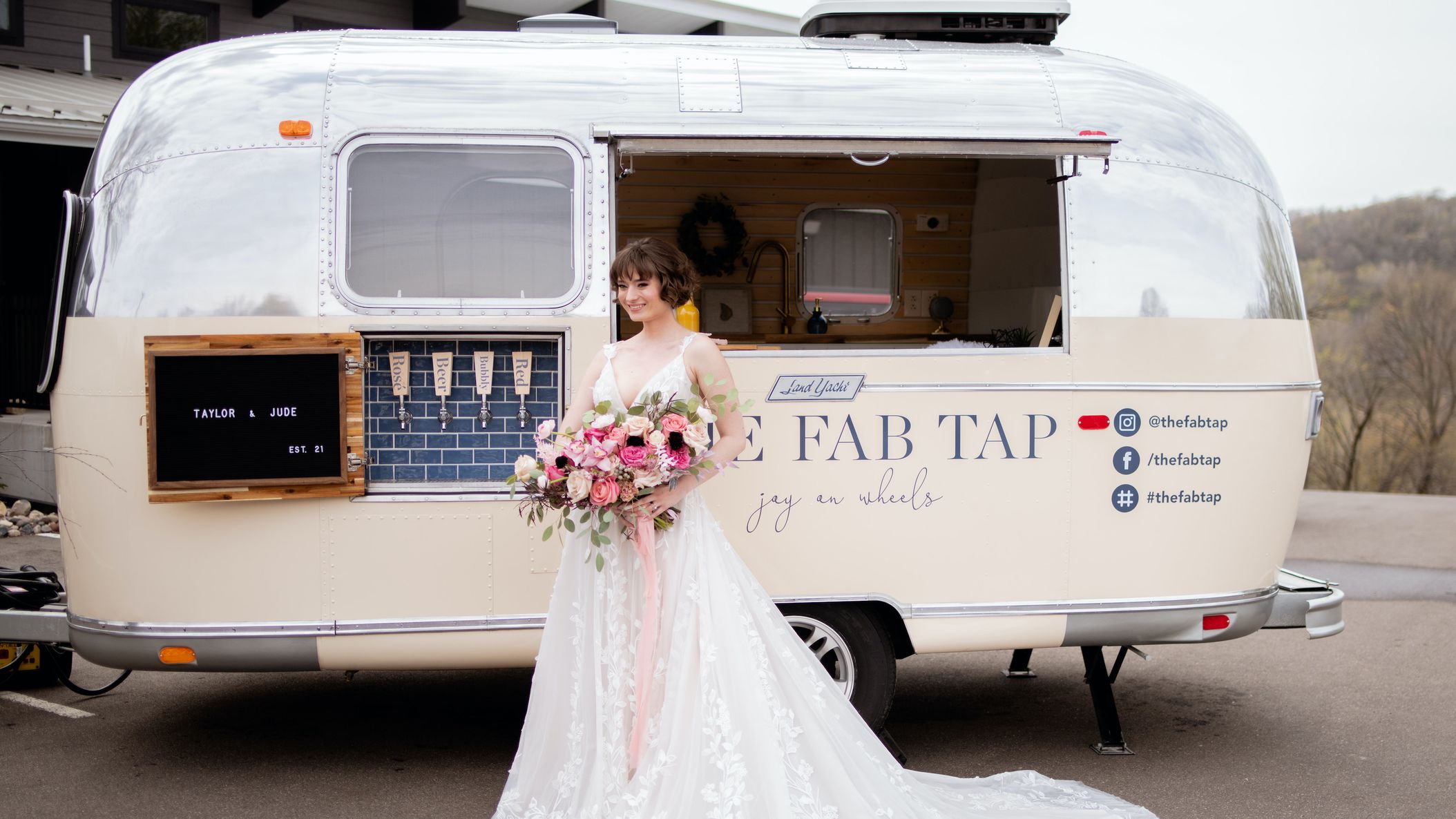 Minnesota_Bride/Pink_Skyroom/DSC_0738.jpg