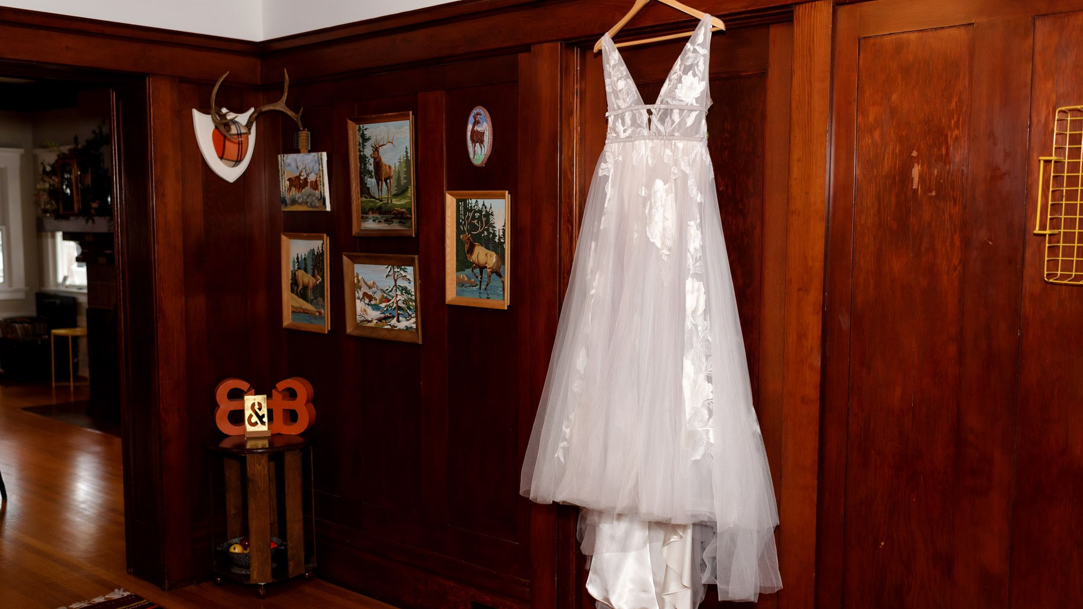 Oregon_Bride/cristinarealwed/lodge902hoodriverwedding210107-135316.jpg