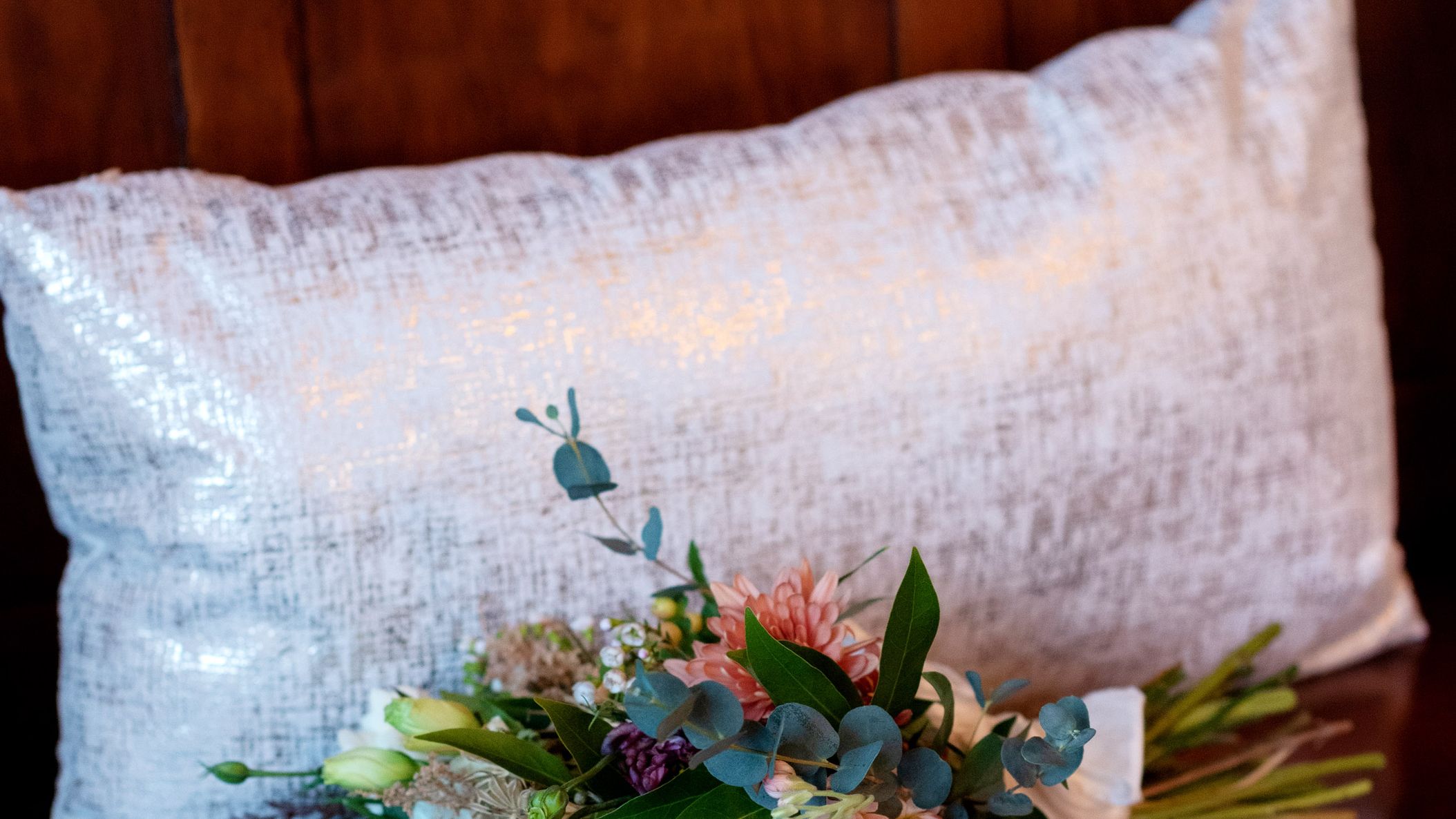 Oregon_Bride/cristinarealwed/lodge902hoodriverwedding210107-165735.jpg