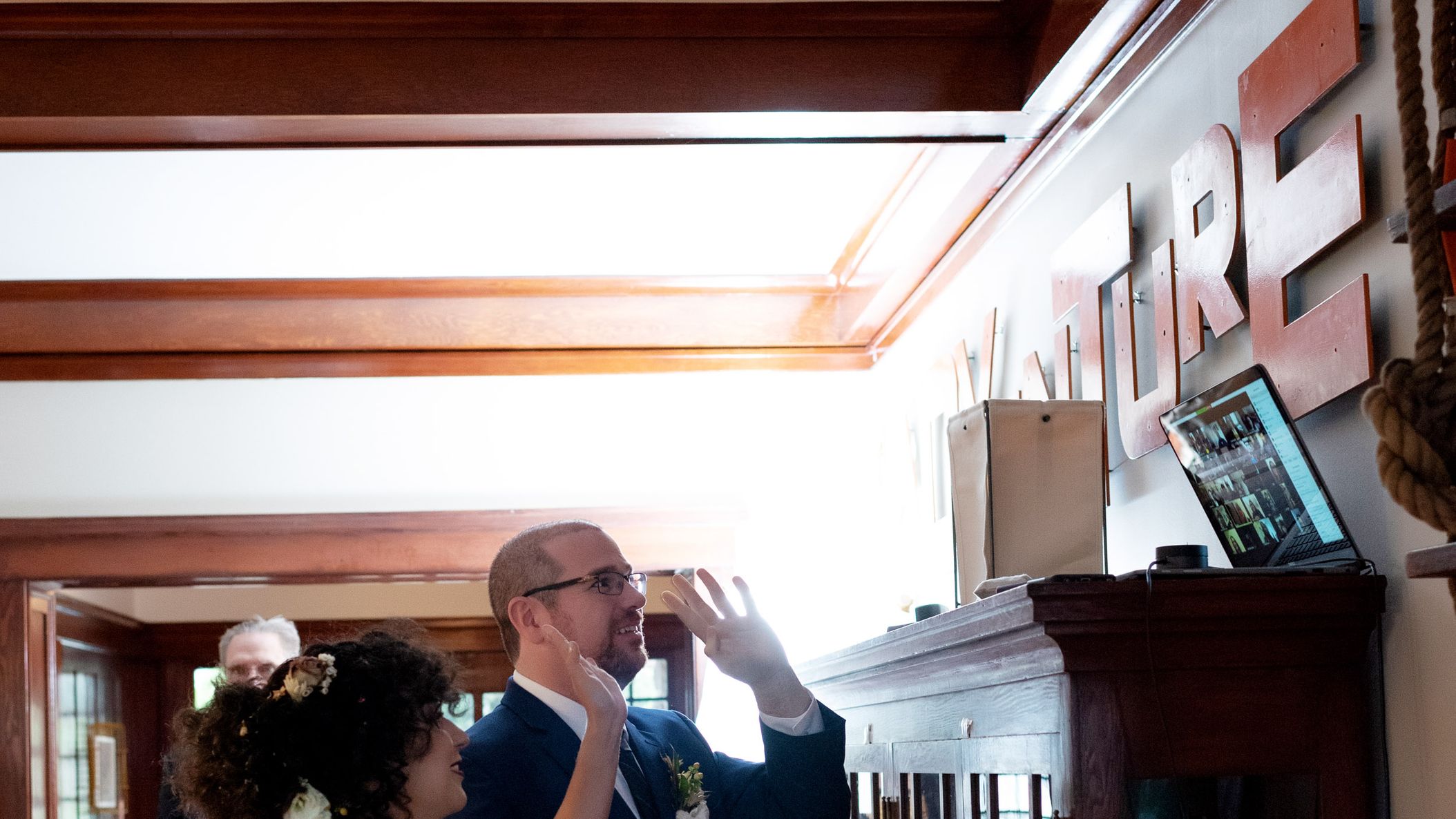 Oregon_Bride/gemela/lodge902hoodriverwedding210107-152831.jpg