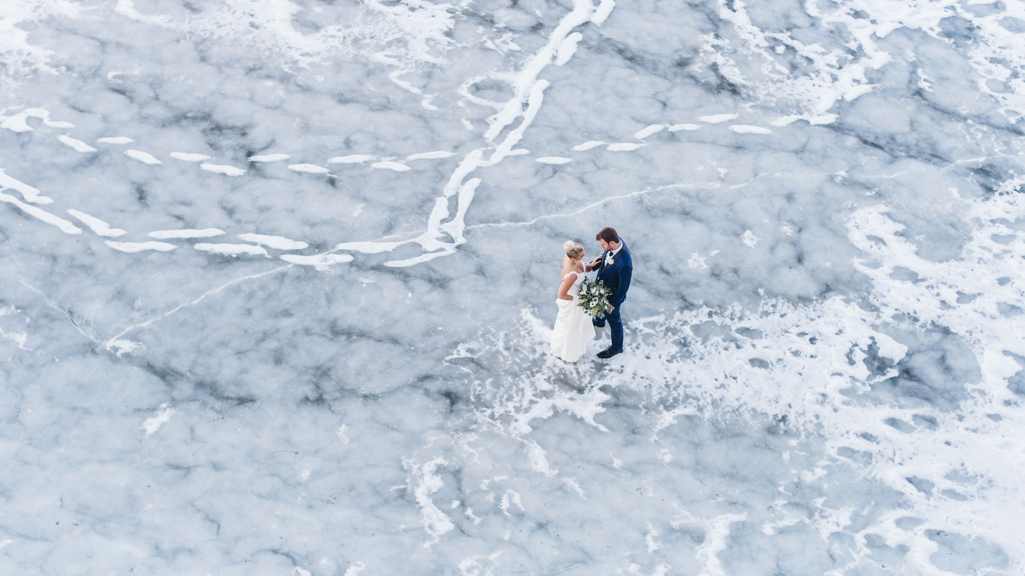 Wisconsin_Bride/Venues_View/taylor+josh-paperantler-0144.jpg