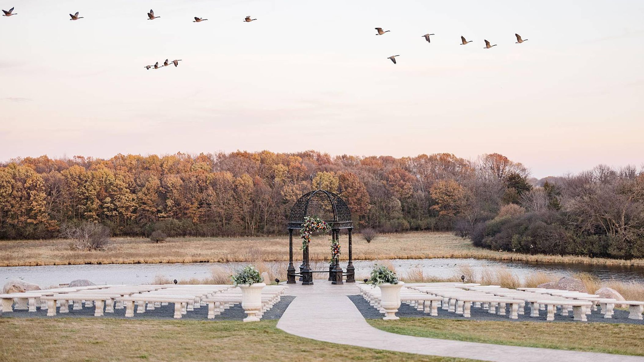 Minnesota_Bride/Venues_View/Bavaria_Downs_Shane_Long_Photography.jpeg