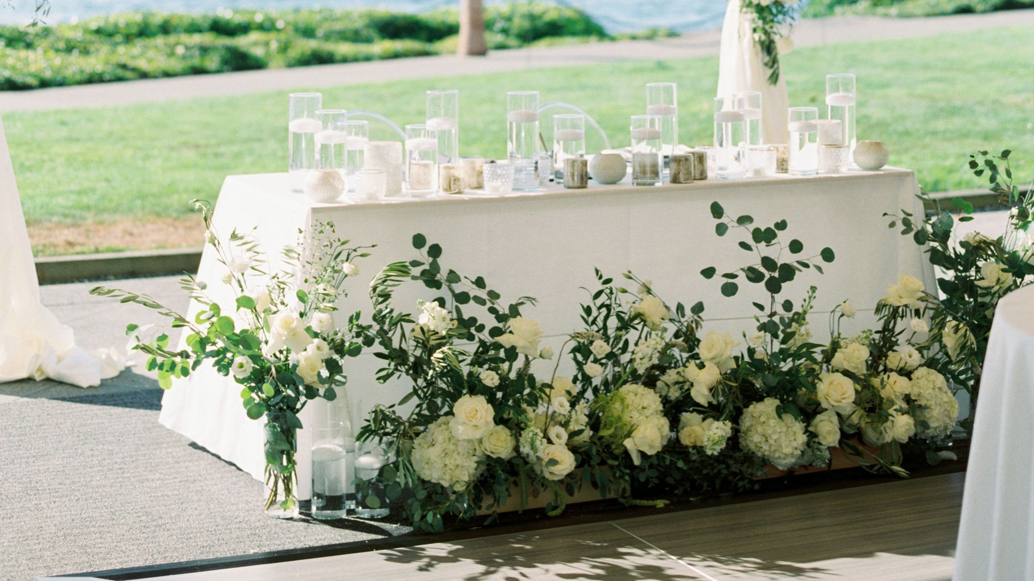 Seattle_Bride/2021/Venue_View/woodmark2_bluerose.jpg
