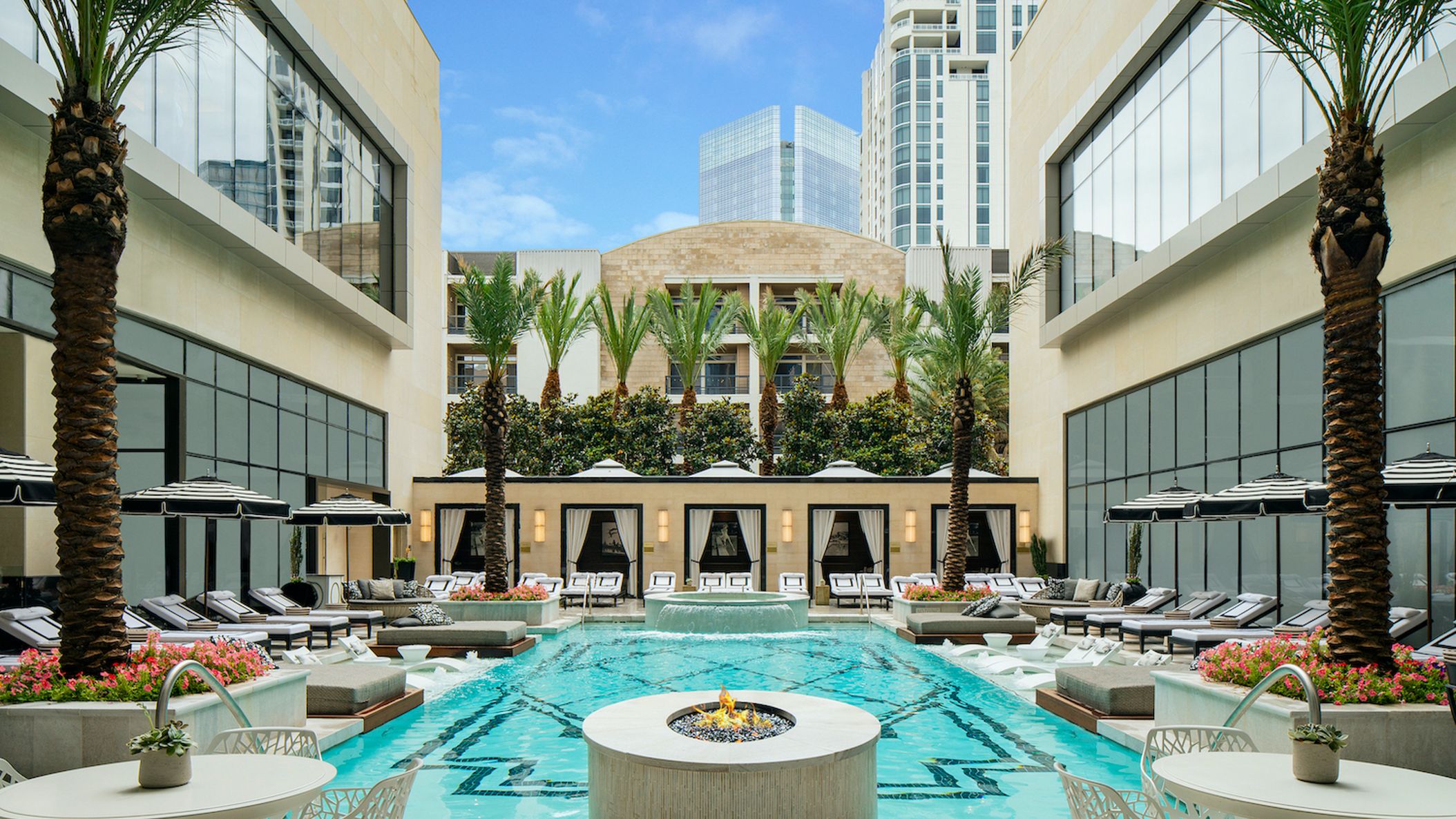 CWD/Bachelorette_Destinations/Daytime Pool Straight On.jpg
