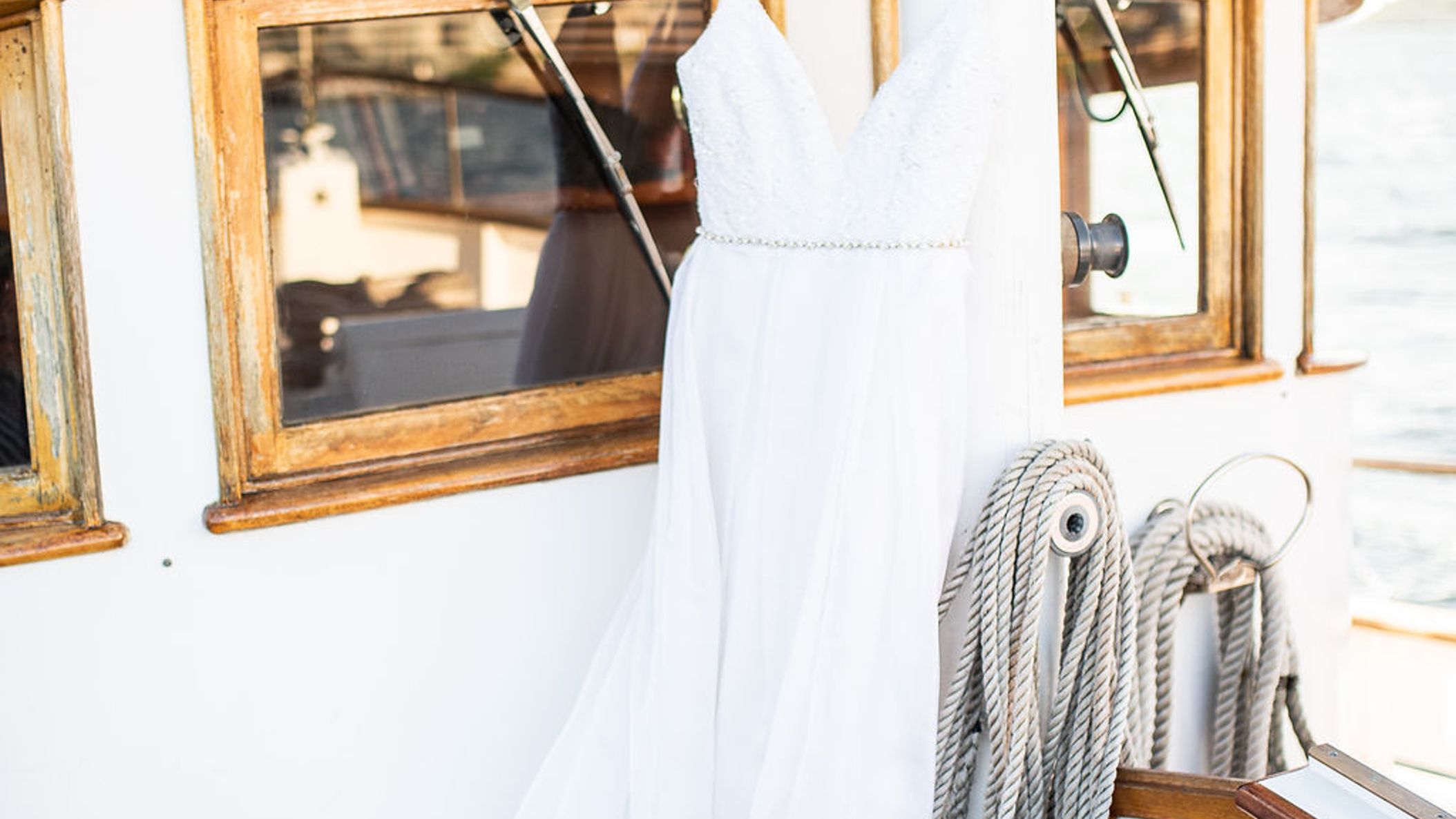 Seattle_Bride/yacht_elopement/NickHanyokImaging-10.jpg