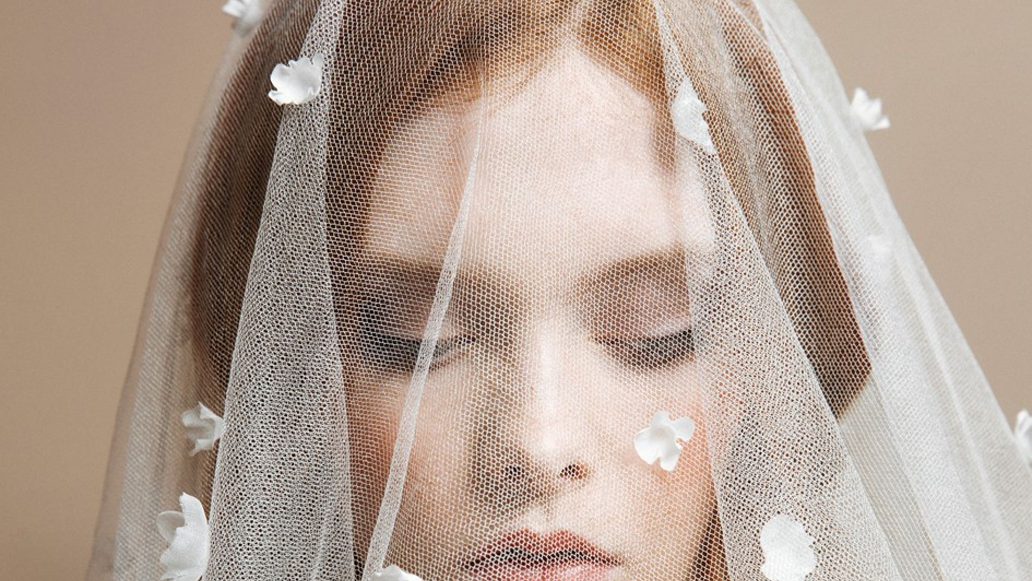 Oregon_Bride/2021/veils/2021-08-19_0098.jpg