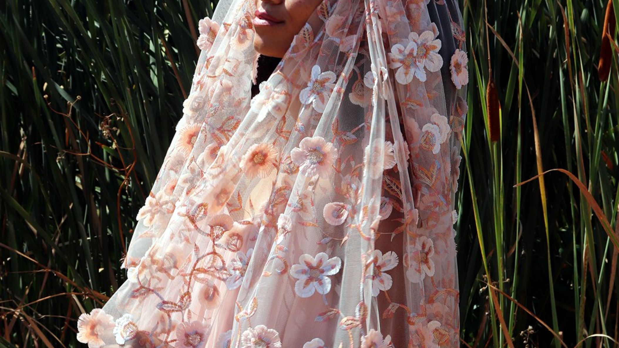 Oregon_Bride/2021/veils/2021-08-19_0099.jpg