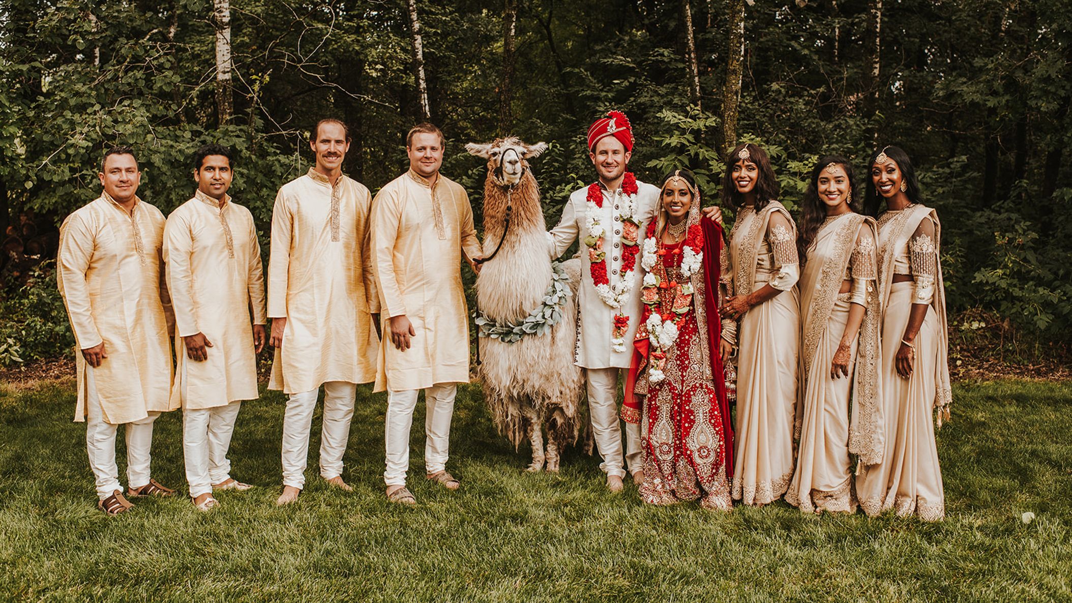 Minnesota_Bride/2021/FW2021/Aneeta_Jon/weddingparty-9.jpg
