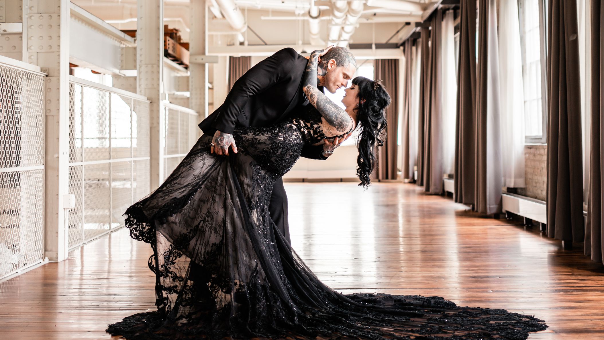 Minnesota_Bride/gothicstyledshoot/4.jpg