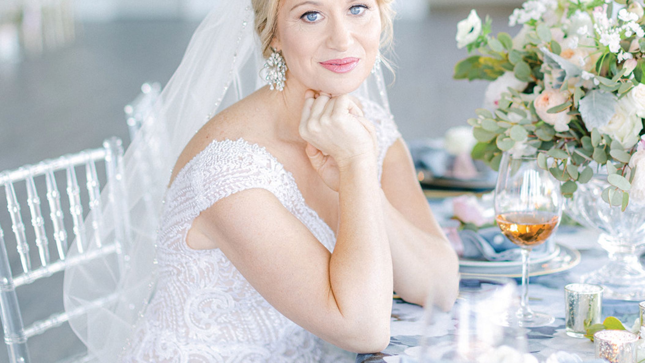Nebraska_Bride/lighterthanair/DistrictLoft-Styled-Shoot-236.jpg