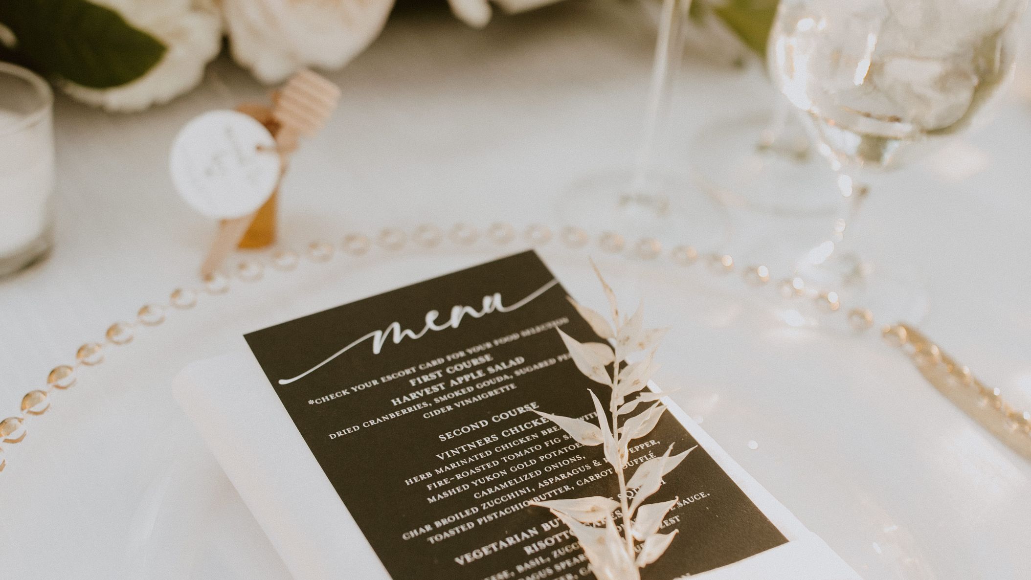 CWD/madisonquentynrealwed/HummingBirdNest-MadisonQuentyn-BebaVowels-6F1A8411.jpg