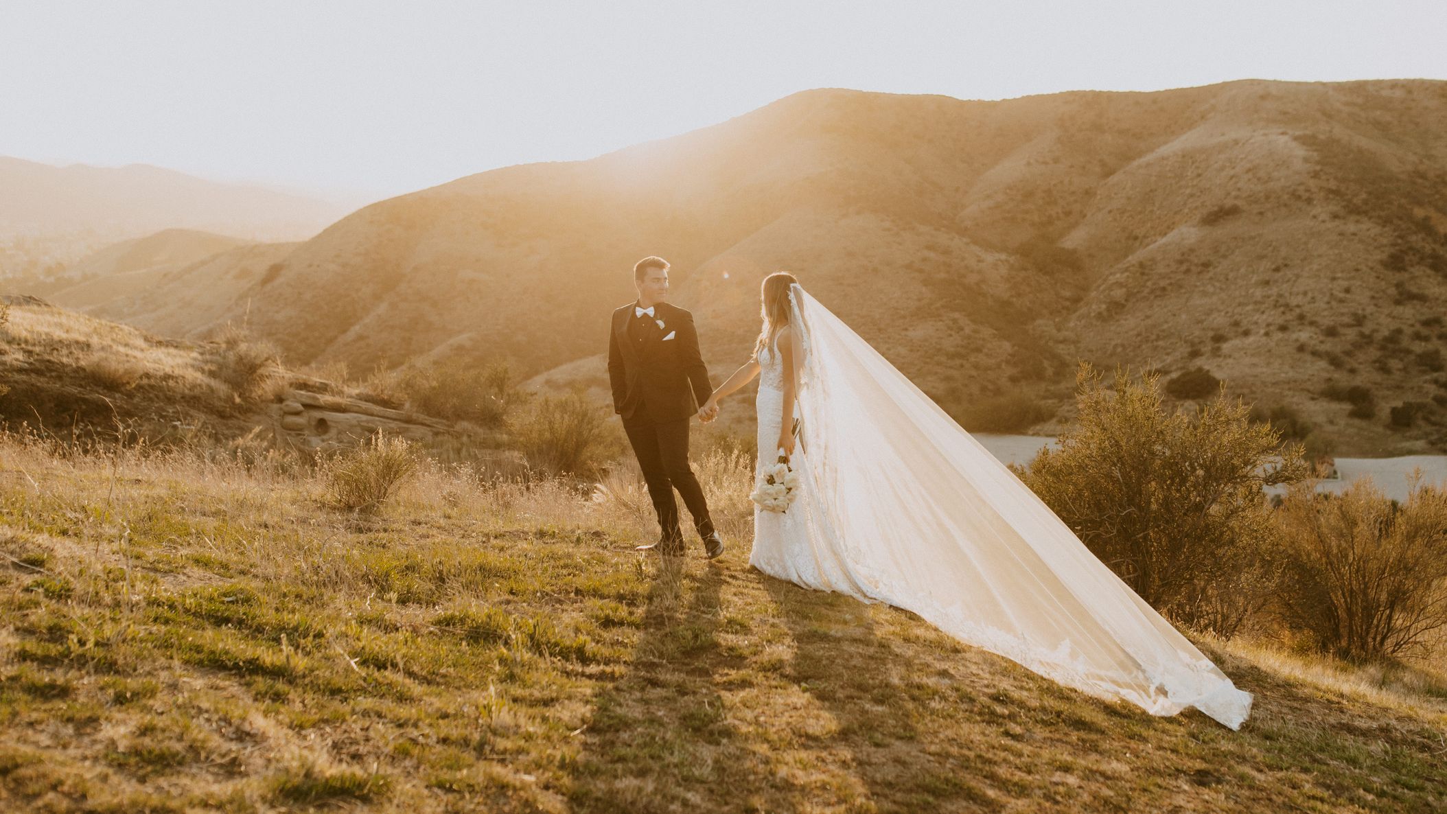 CWD/madisonquentynrealwed/HummingBirdNest-MadisonQuentyn-BebaVowels-6F1A8651.jpg