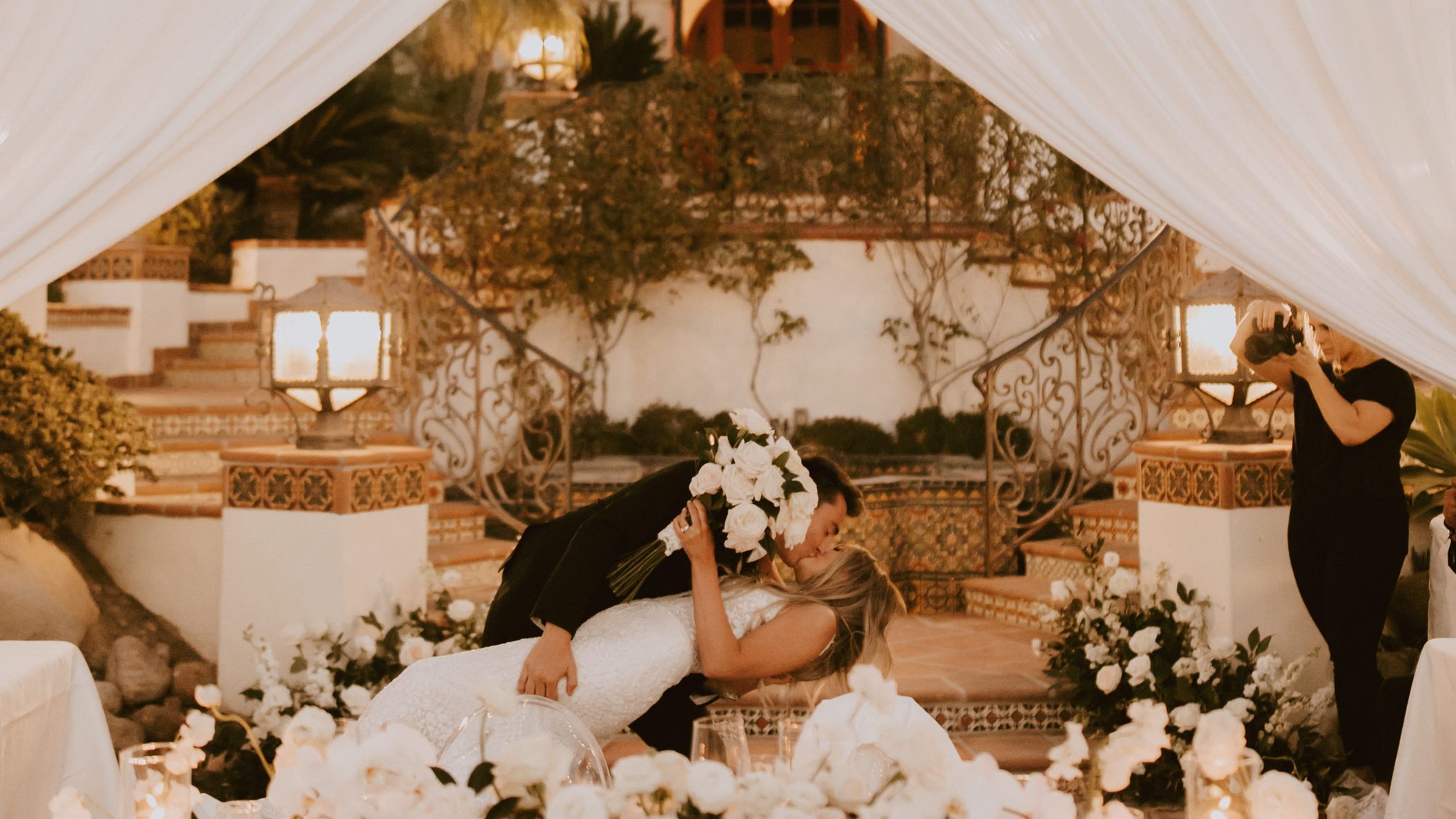 CWD/madisonquentynrealwed/HummingBirdNest-MadisonQuentyn-BebaVowels-6F1A9504.jpg