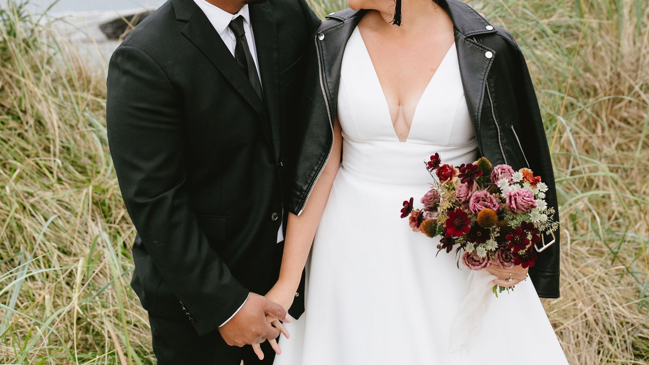 Seattle_Bride/GoldenGardens/JulietLouGG-24.jpg