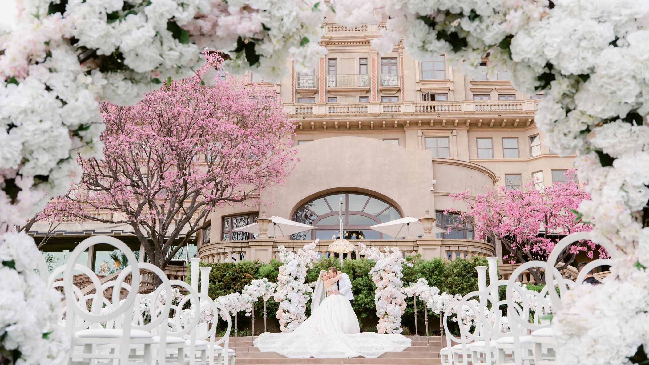 CWD/whitewhimsylangham/carolinetran_Langham_CTRN7634_377.jpg