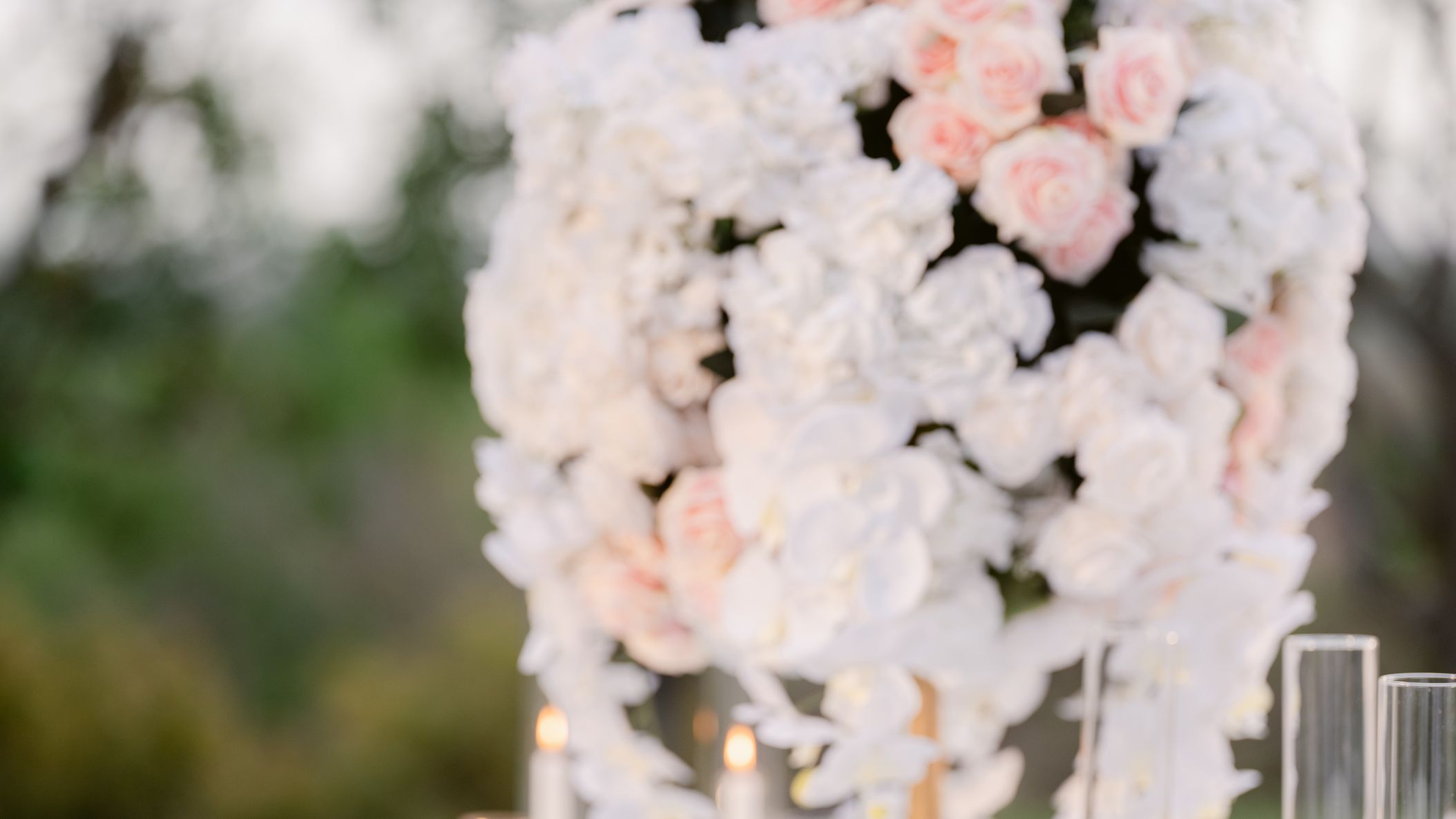 CWD/whitewhimsylangham/carolinetran_Langham_CTRN7663_396.jpg