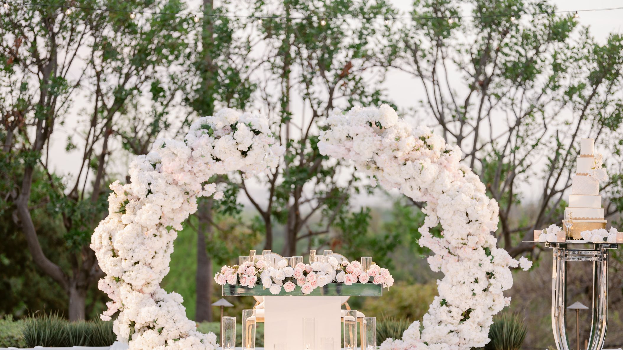CWD/whitewhimsylangham/carolinetran_Langham_CTRN7668_400.jpg