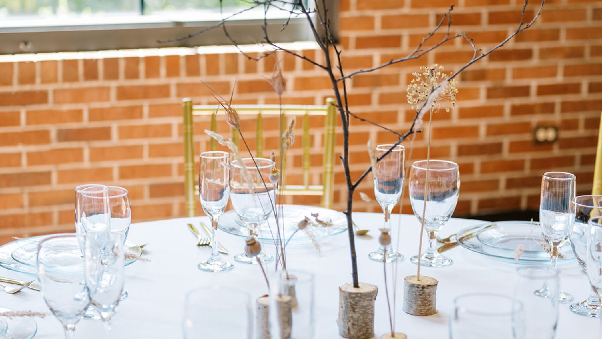Seattle_Bride/SS2022/UrbanGarden/Urban-Garden-Wedding-Inspiration-006.jpg