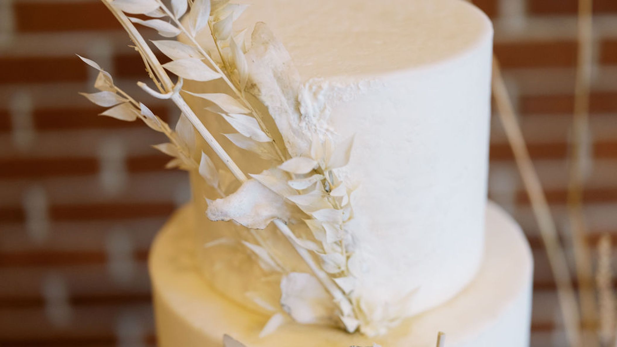 Seattle_Bride/SS2022/UrbanGarden/Urban-Garden-Wedding-Inspiration-019.jpg