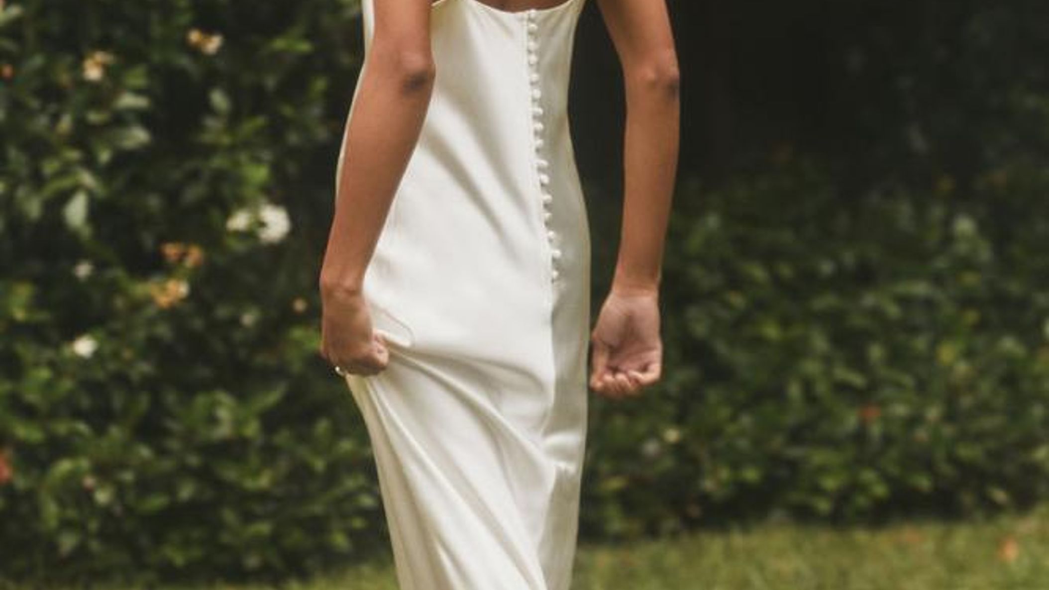 Seattle_Bride/2022/ChictobeGreen/REFORMATION_Look_01_216.jpeg