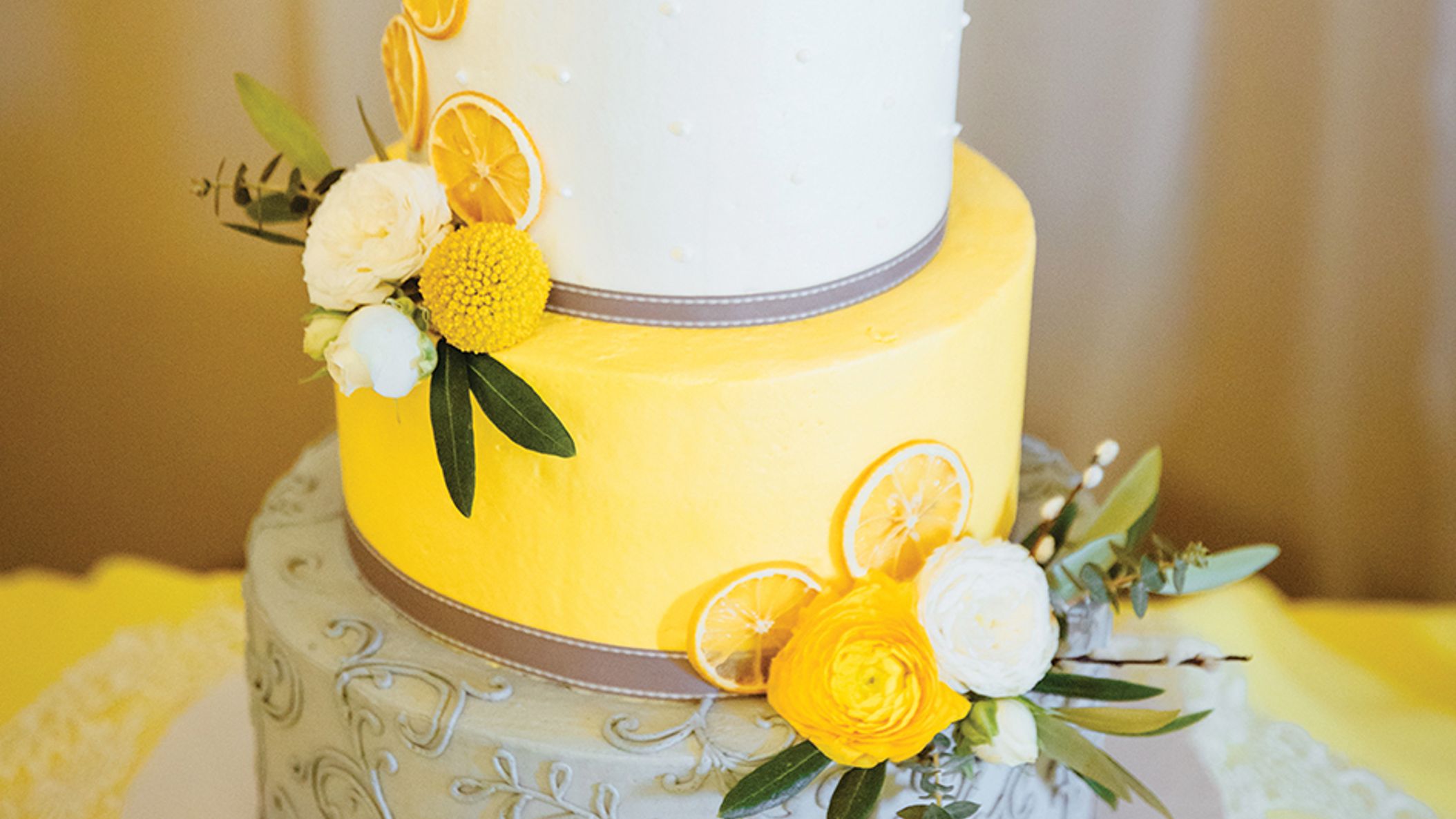 Nebraska_Bride/yellowshades/styled omaha_NWD_SS2203.jpg