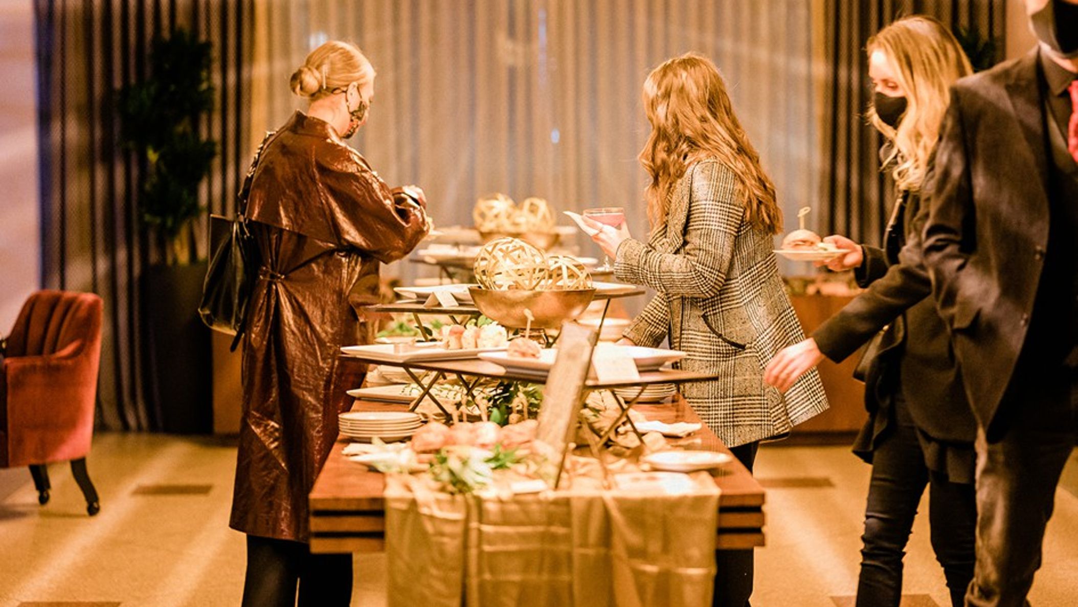 Seattle_Bride/party/2022-04-14_0010.jpg