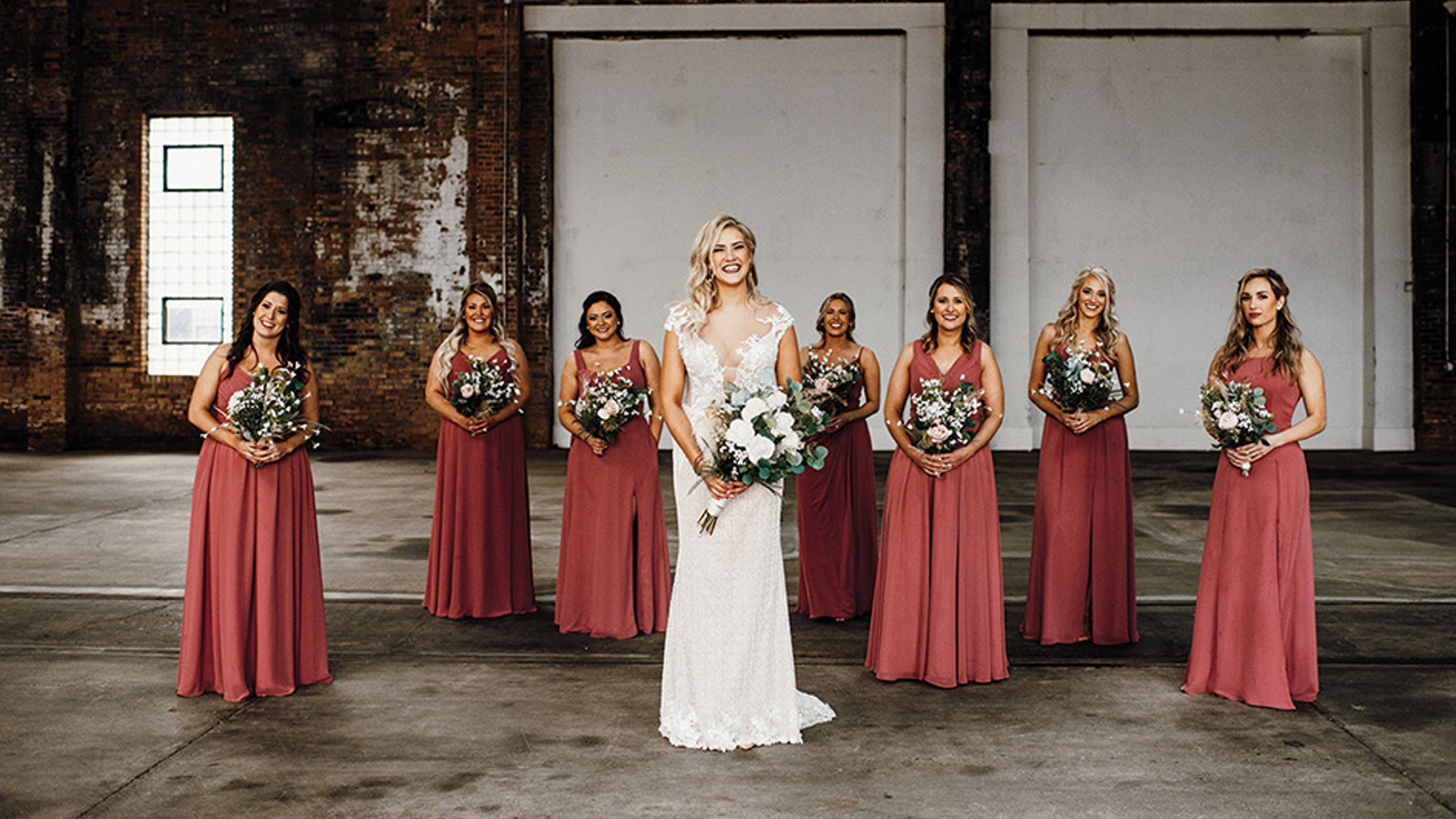 Minnesota_Bride/inbloom/nweds2_MNB_22SS06.jpeg