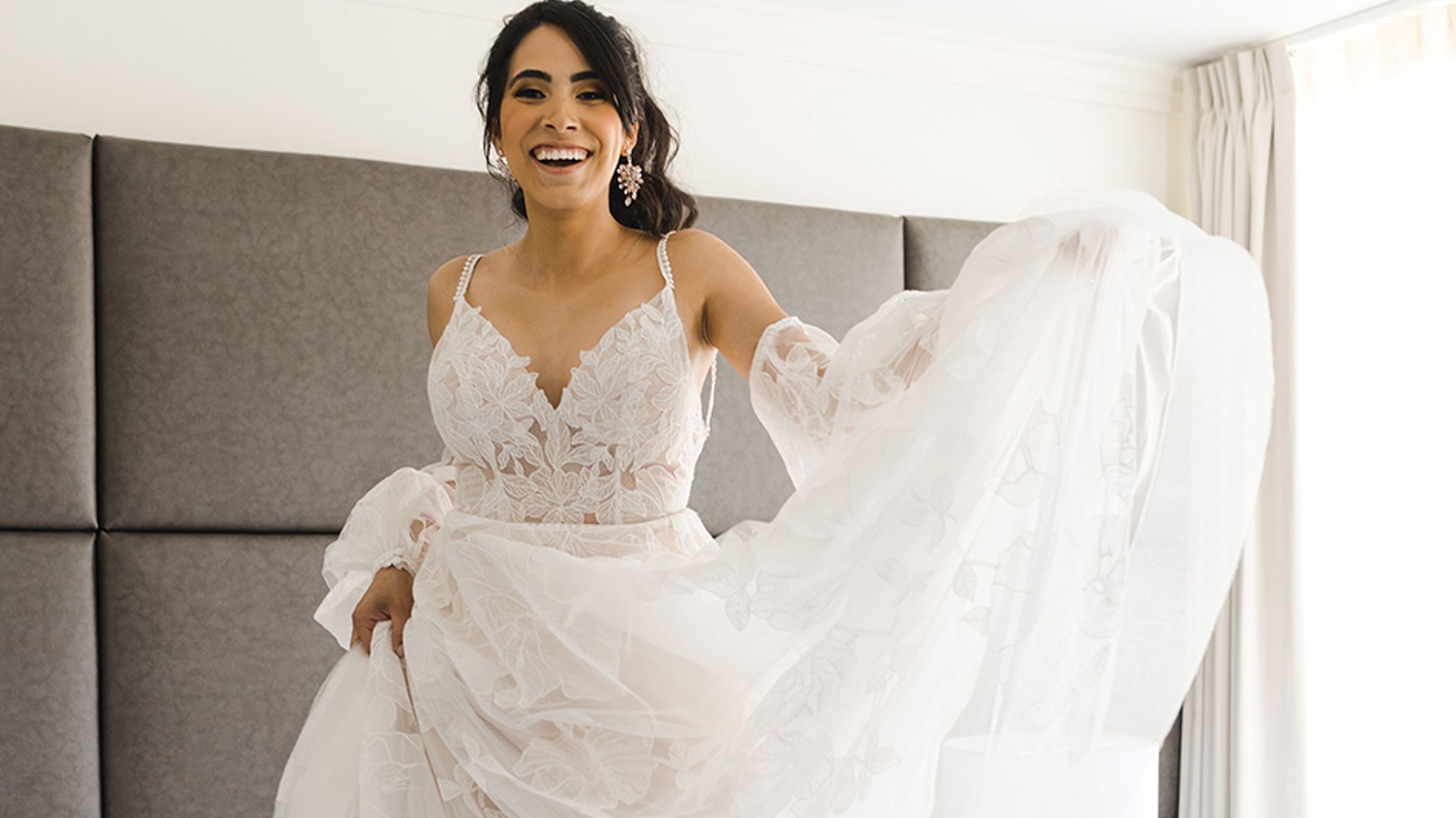 Nebraska_Bride/2022/fahsion/fashion_NWD_SS2211.jpg