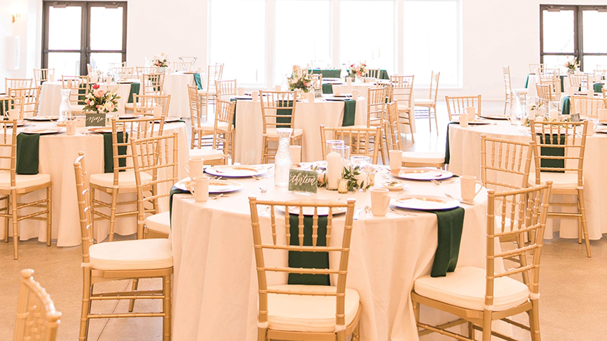 Minnesota_Bride/sarahhunterrealwed/nw3_WIB_SS2206.jpg