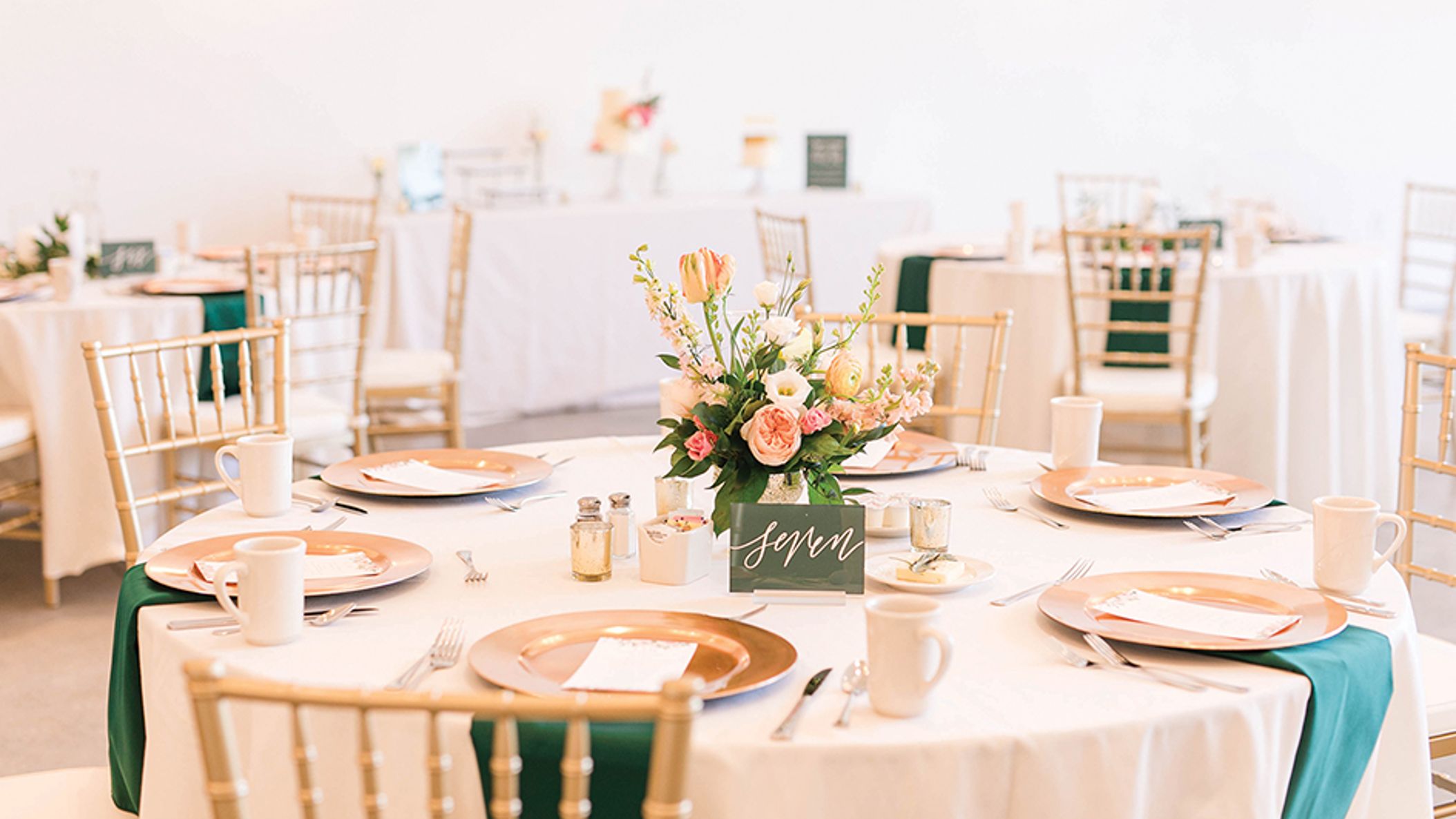 Minnesota_Bride/sarahhunterrealwed/nw3_WIB_SS2207.jpg