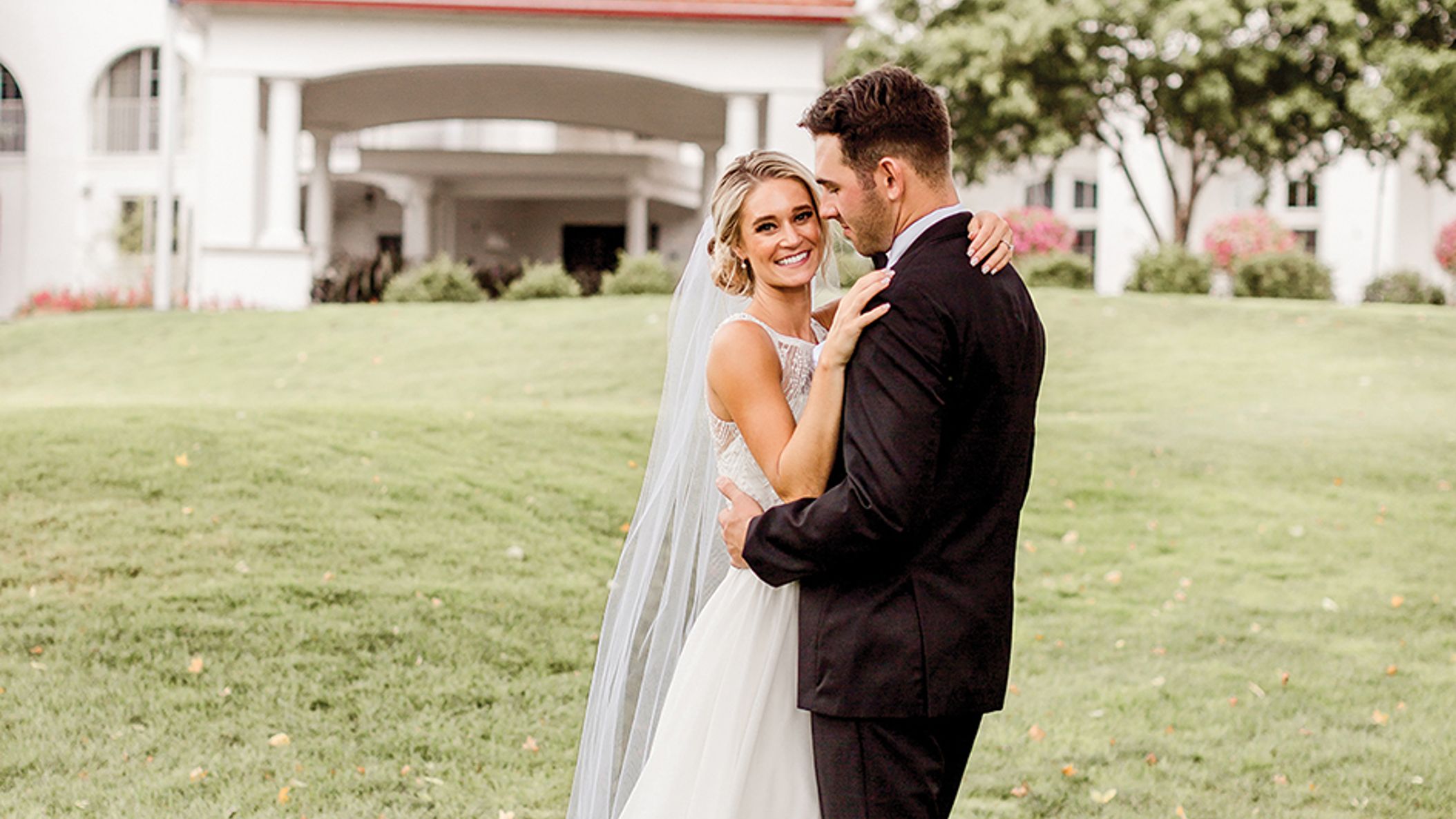 Minnesota_Bride/jessicaanthonyrealwed/nweds_MNB_22SS02.jpg